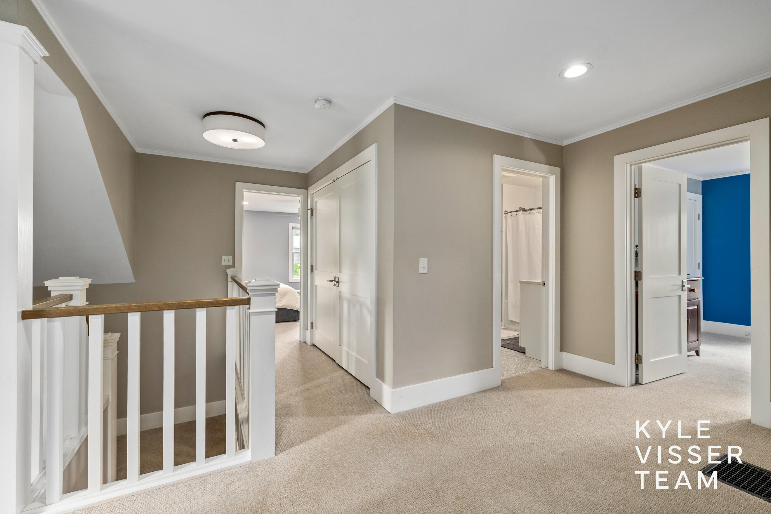 964 Pinecrest Avenue SE East Grand Rapids MI 49506