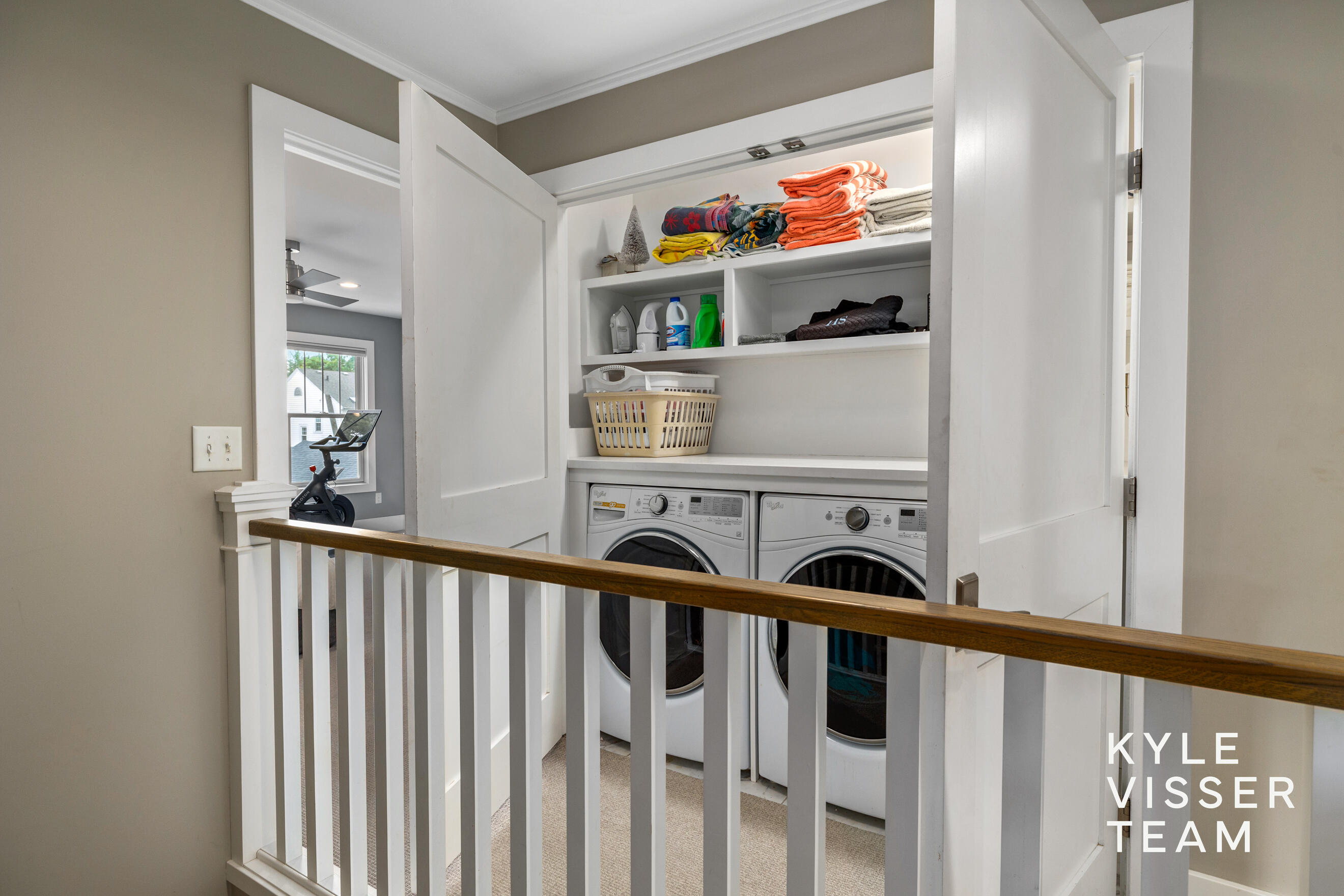 964 Pinecrest Avenue SE East Grand Rapids MI 49506