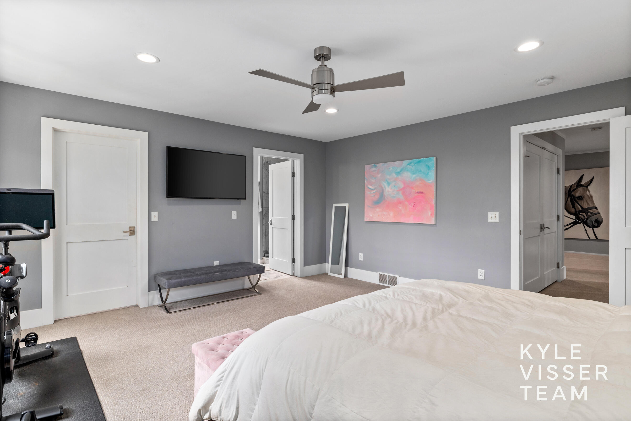964 Pinecrest Avenue SE East Grand Rapids MI 49506
