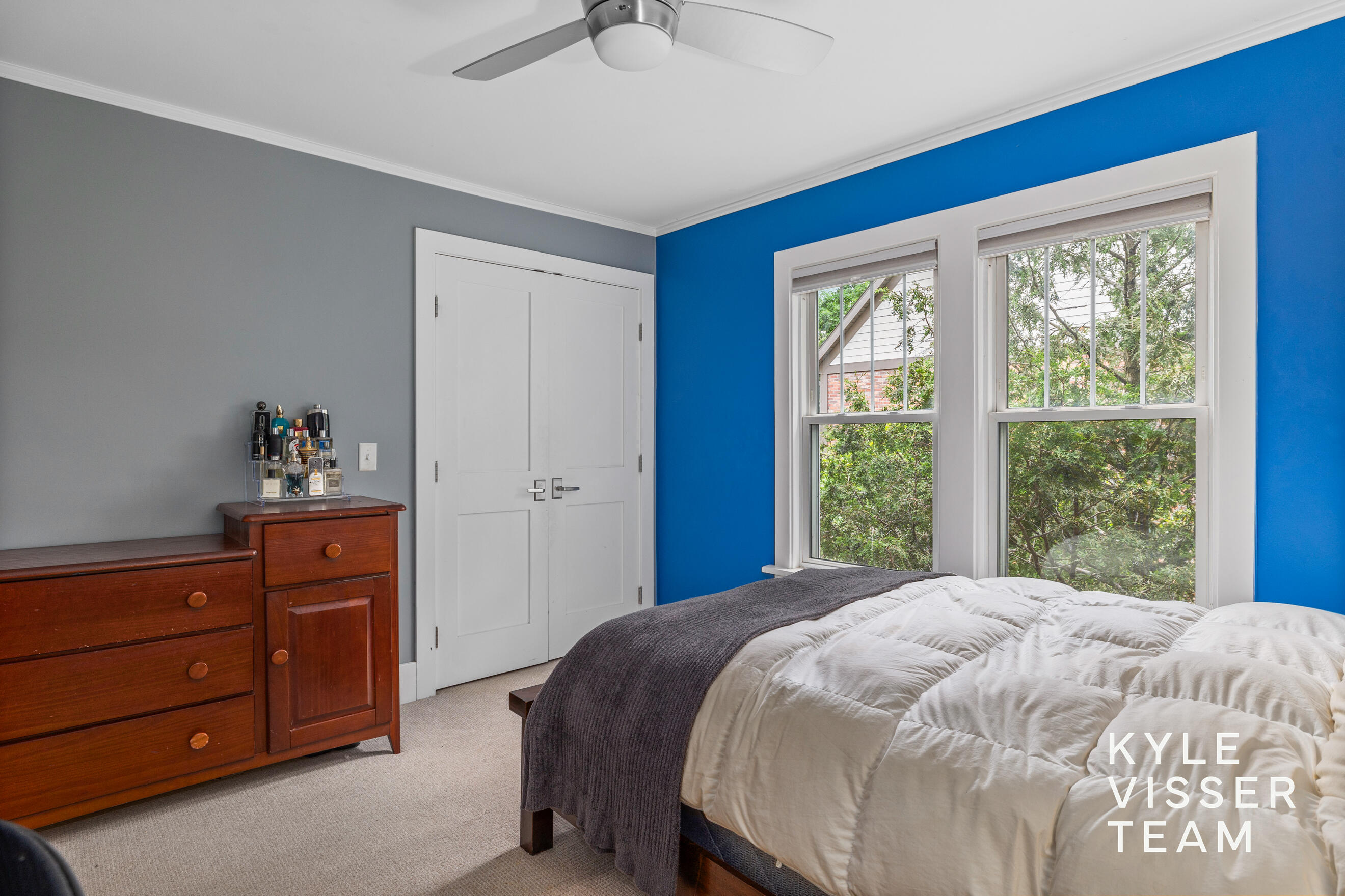 964 Pinecrest Avenue SE East Grand Rapids MI 49506