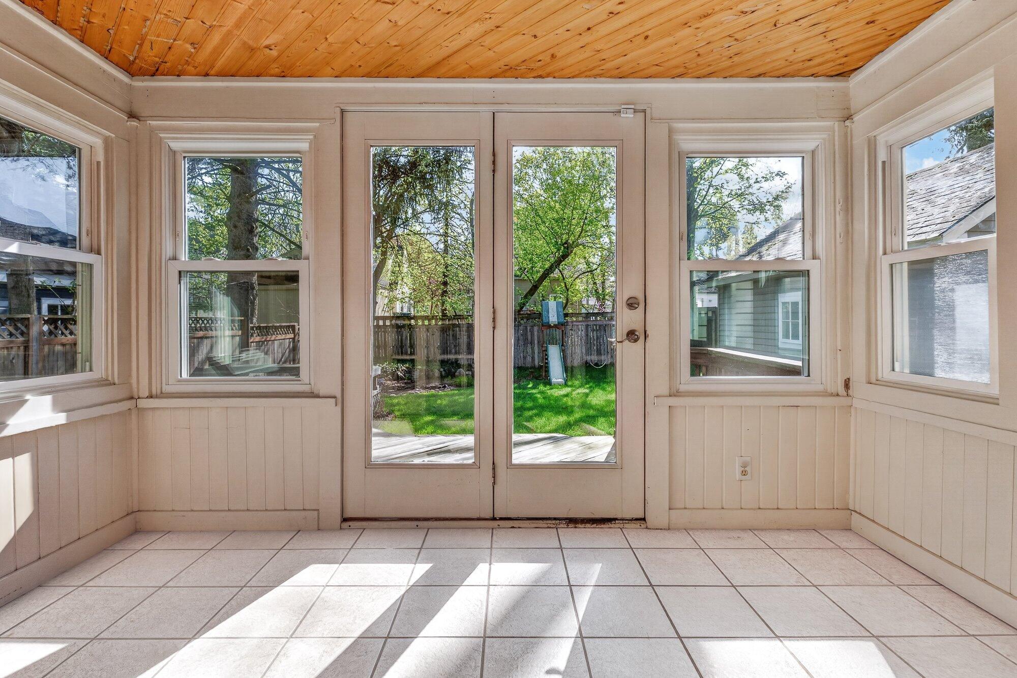 616 Pinehurst Boulevard Kalamazoo MI 49006