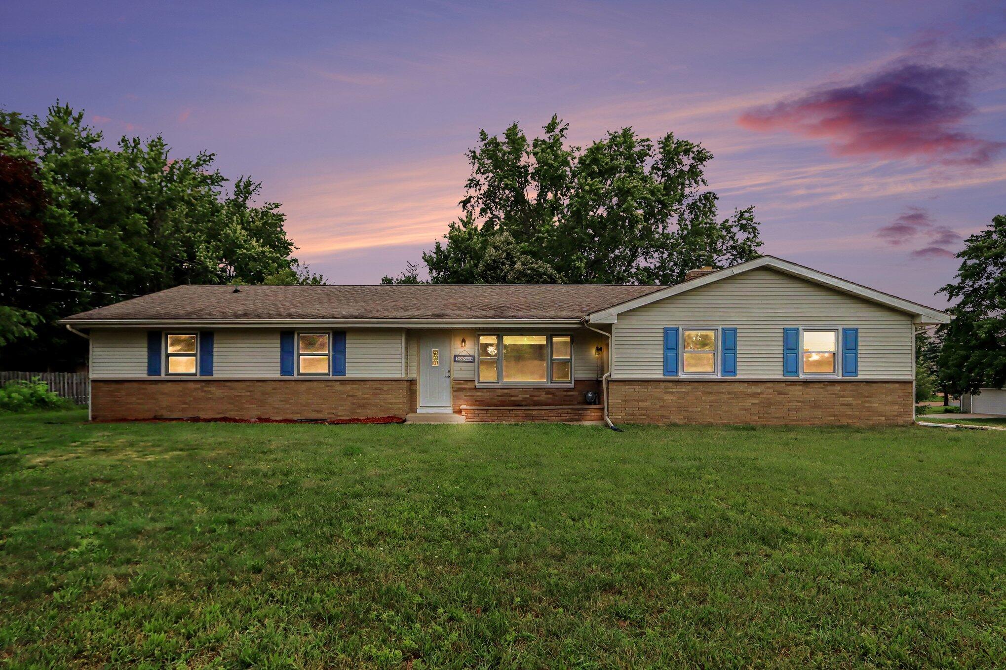 6083 Woodlea Drive Kalamazoo MI 49048