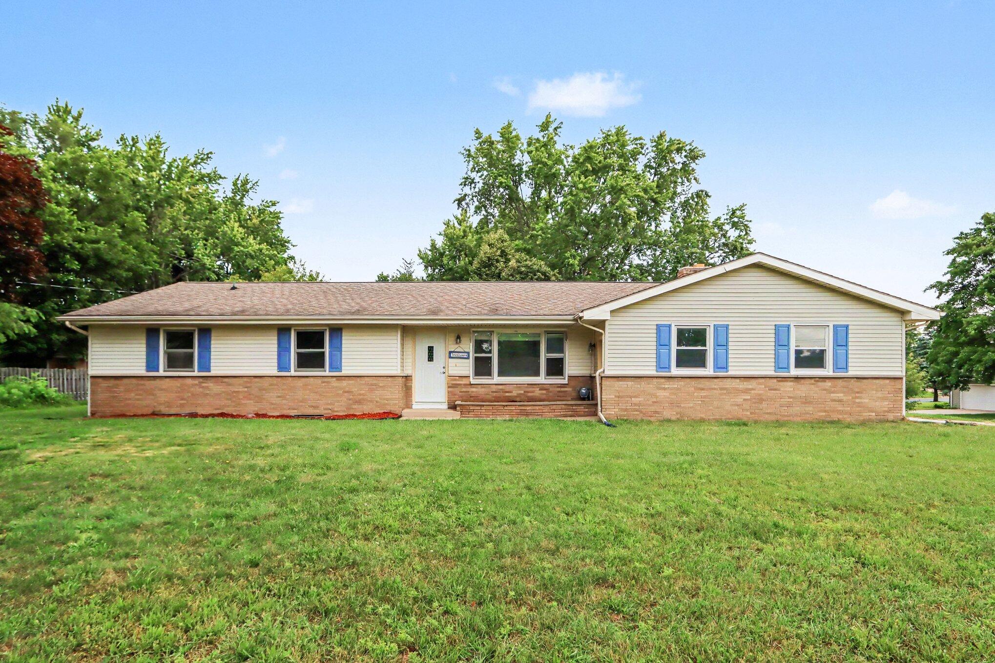 6083 Woodlea Drive Kalamazoo MI 49048