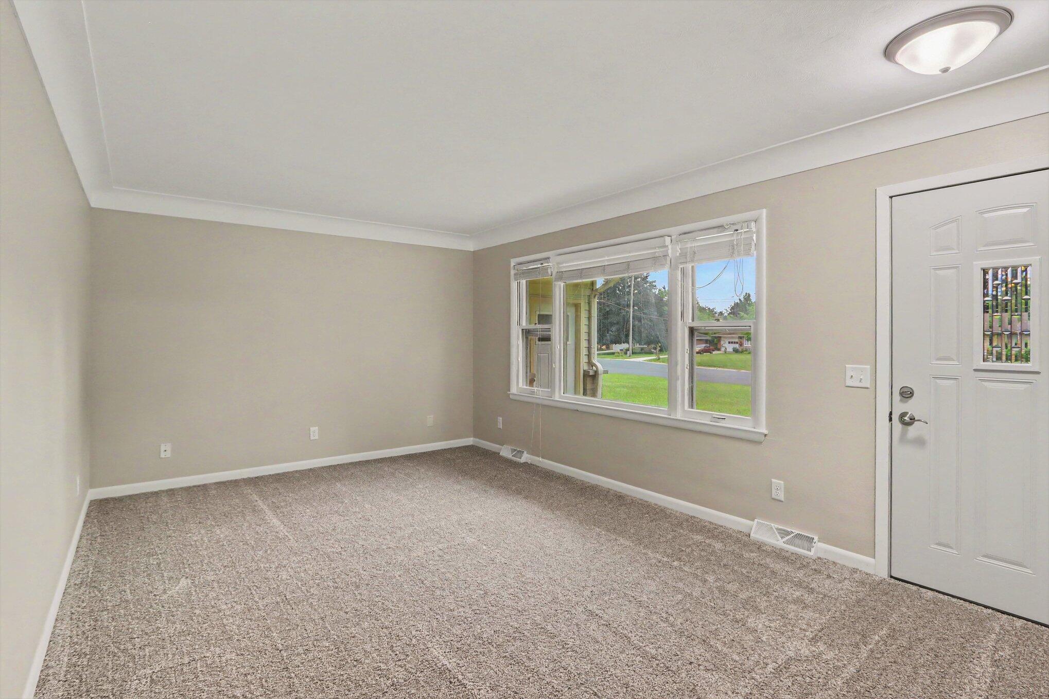 6083 Woodlea Drive Kalamazoo MI 49048