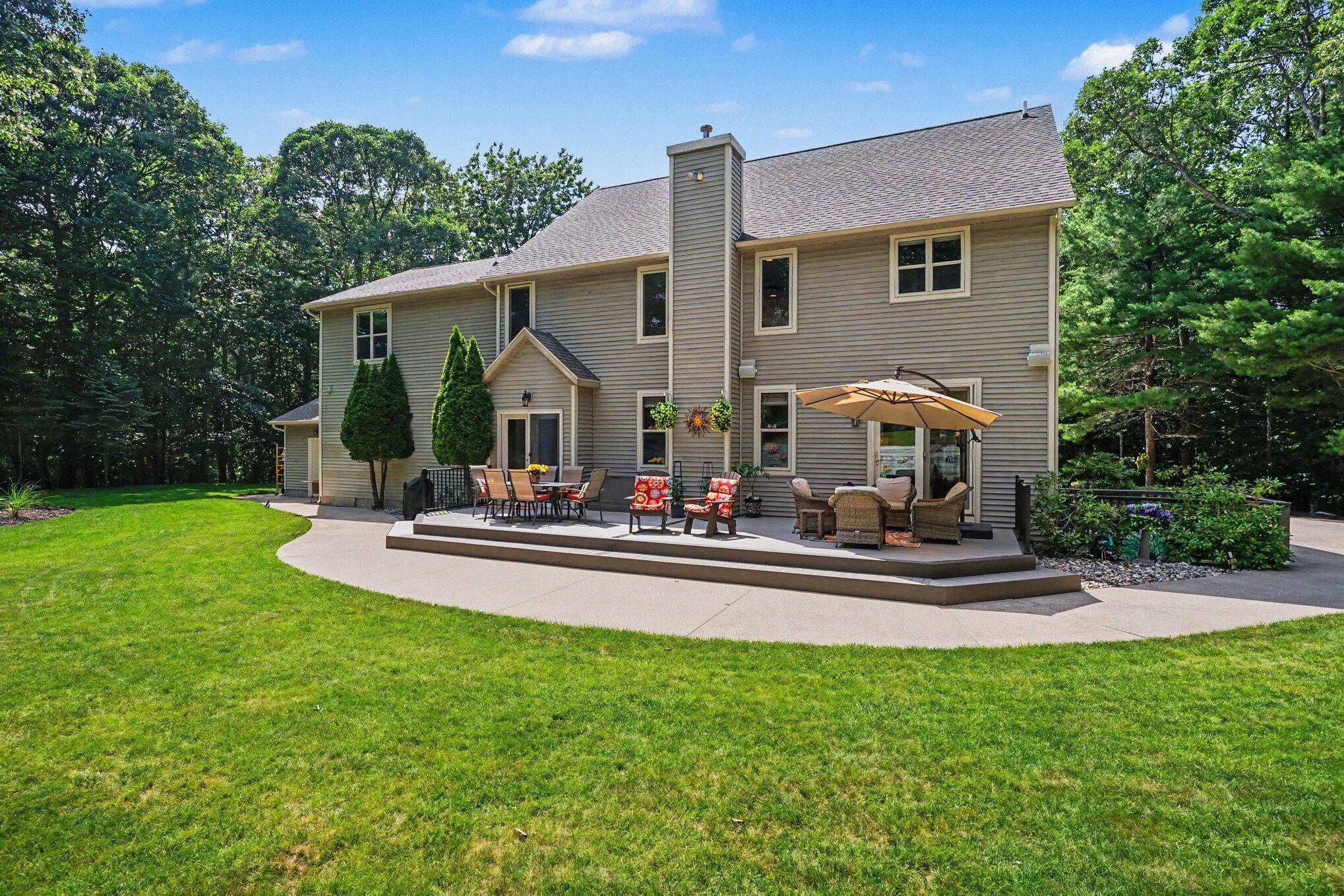 2081 Forest View Drive Norton Shores MI 49441