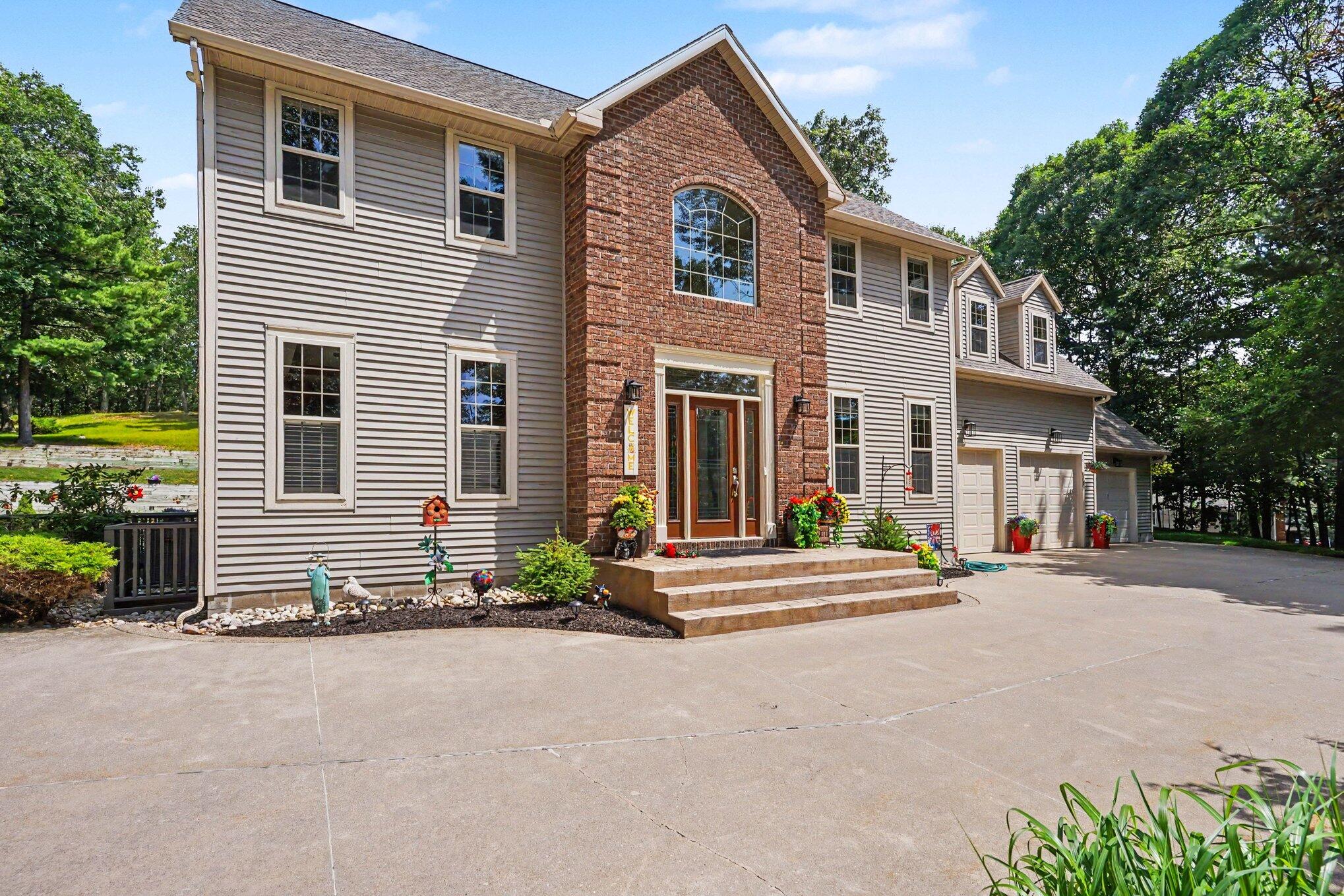 2081 Forest View Drive Norton Shores MI 49441