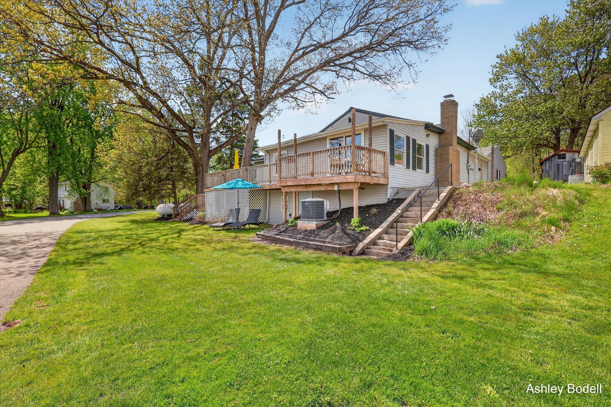 3880 Bell Lake Drive NE Ada MI 49301