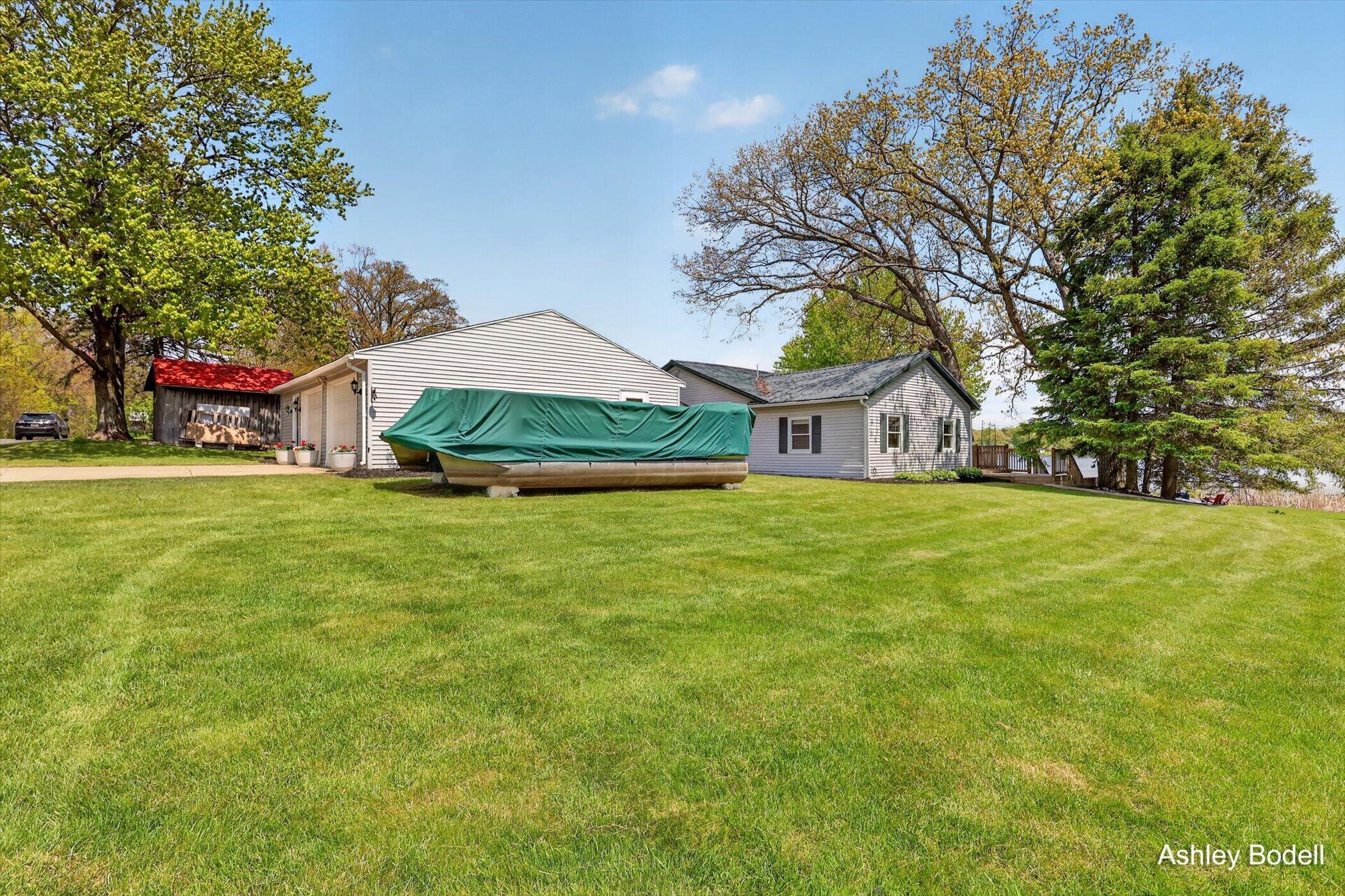 3880 Bell Lake Drive NE Ada MI 49301