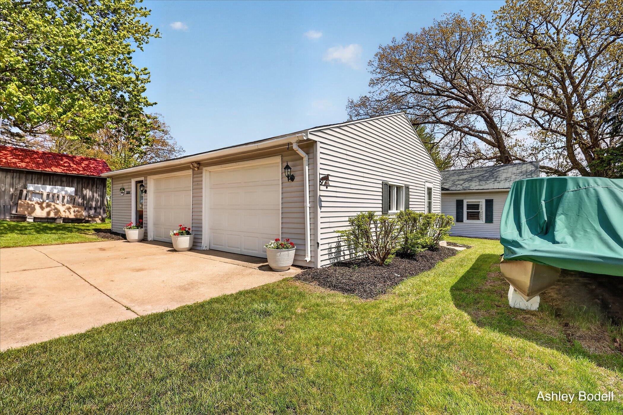 3880 Bell Lake Drive NE Ada MI 49301