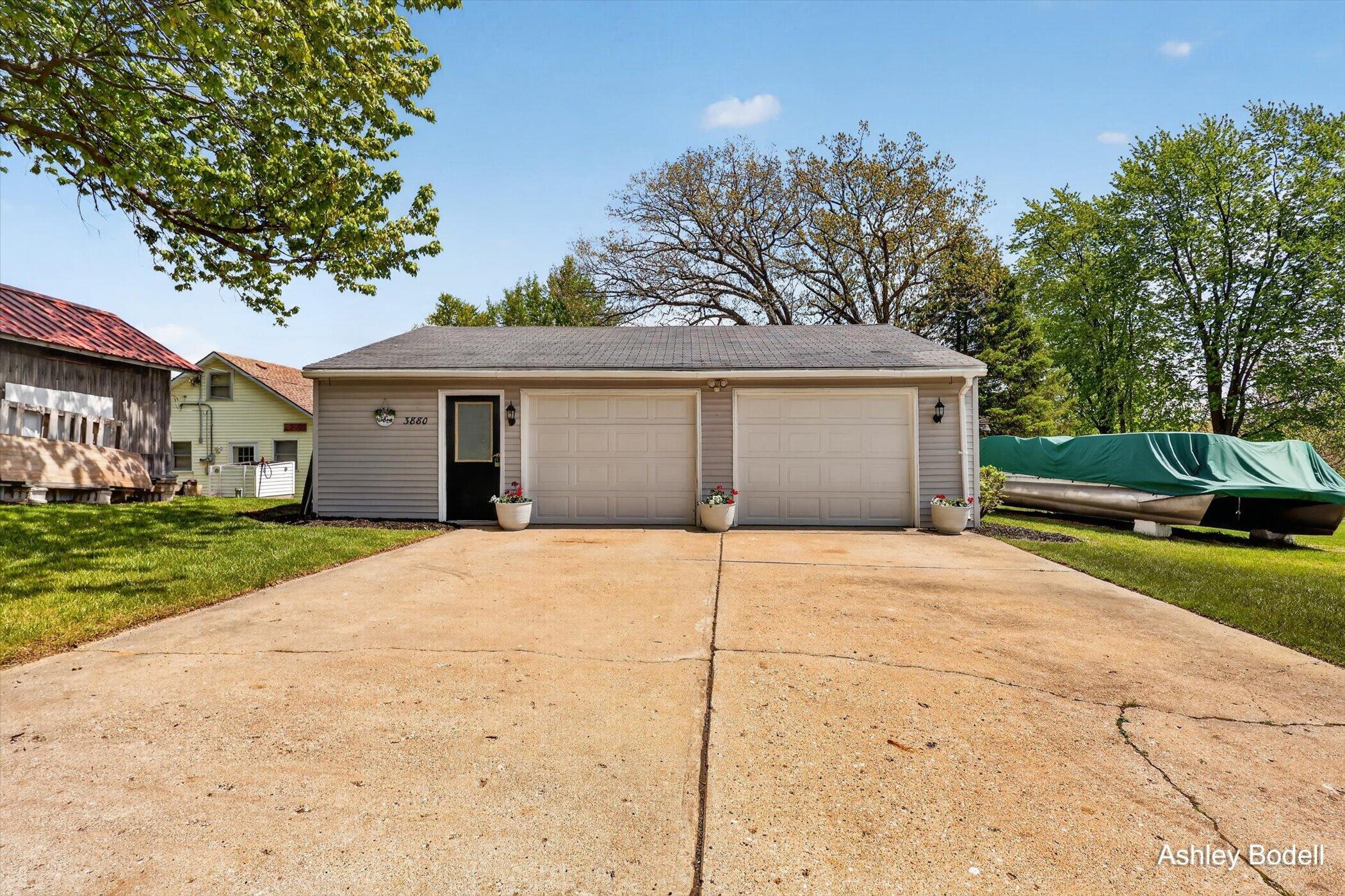 3880 Bell Lake Drive NE Ada MI 49301