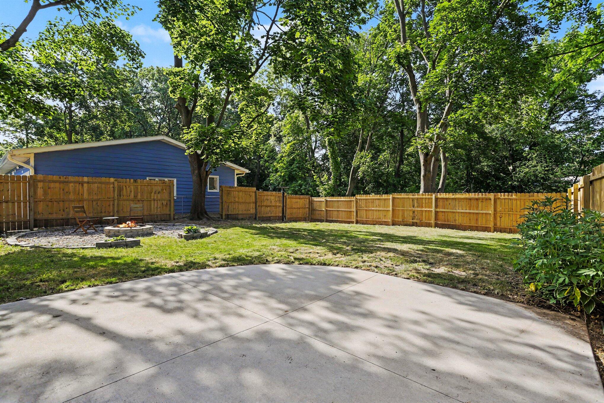 1213 Whites Road Kalamazoo MI 49008