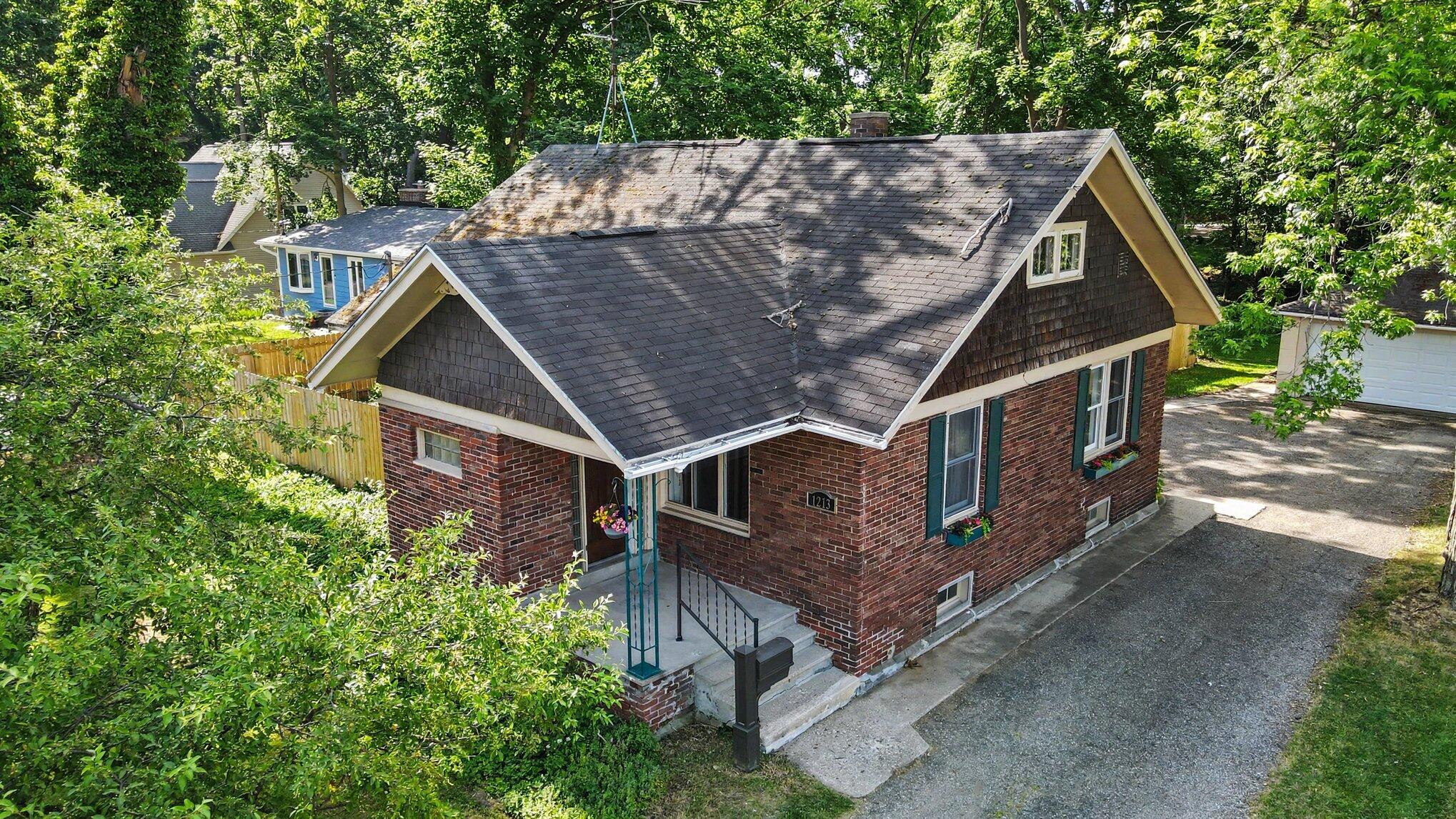 1213 Whites Road Kalamazoo MI 49008