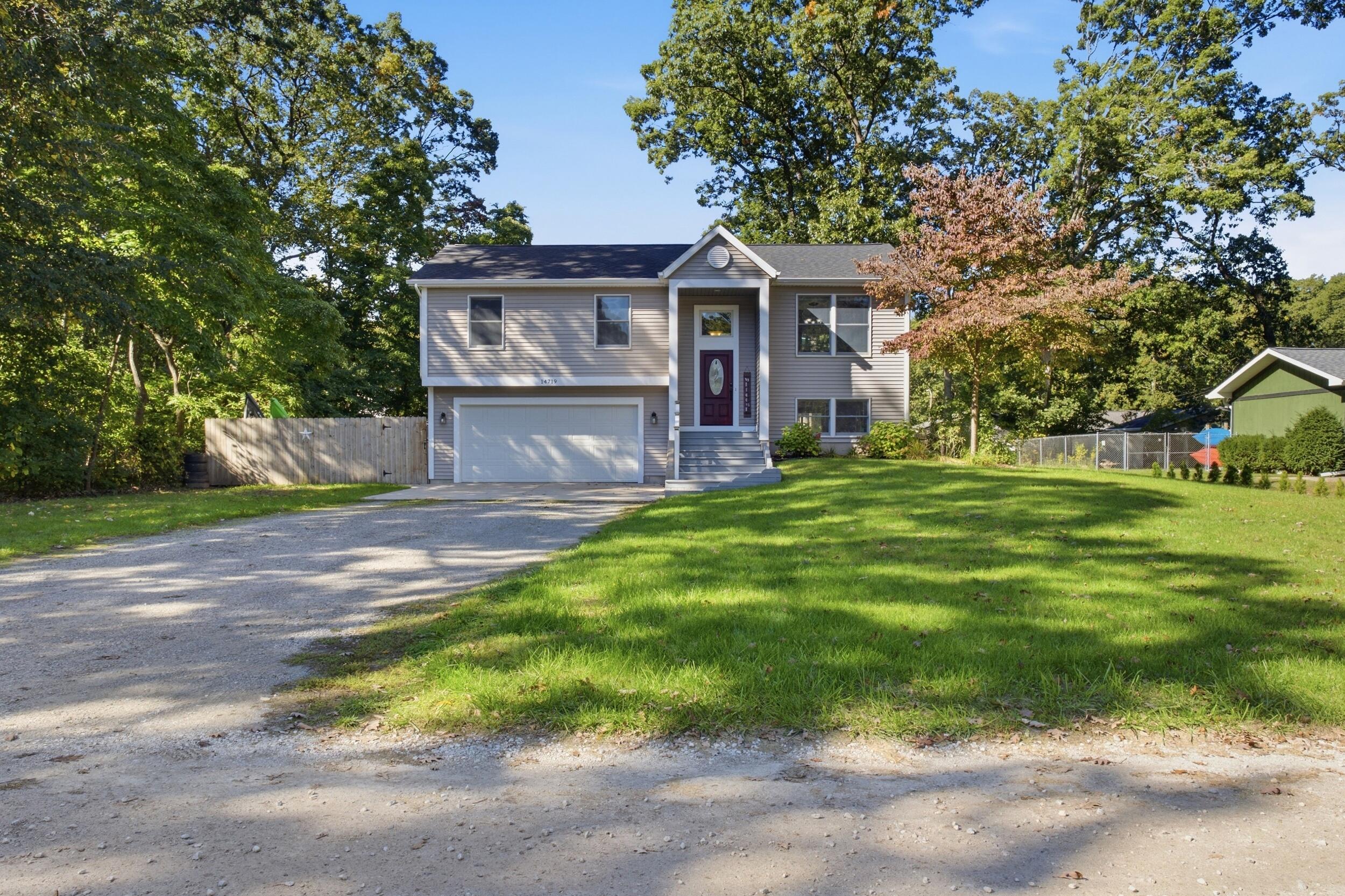14719 Park Grand Haven MI 49417