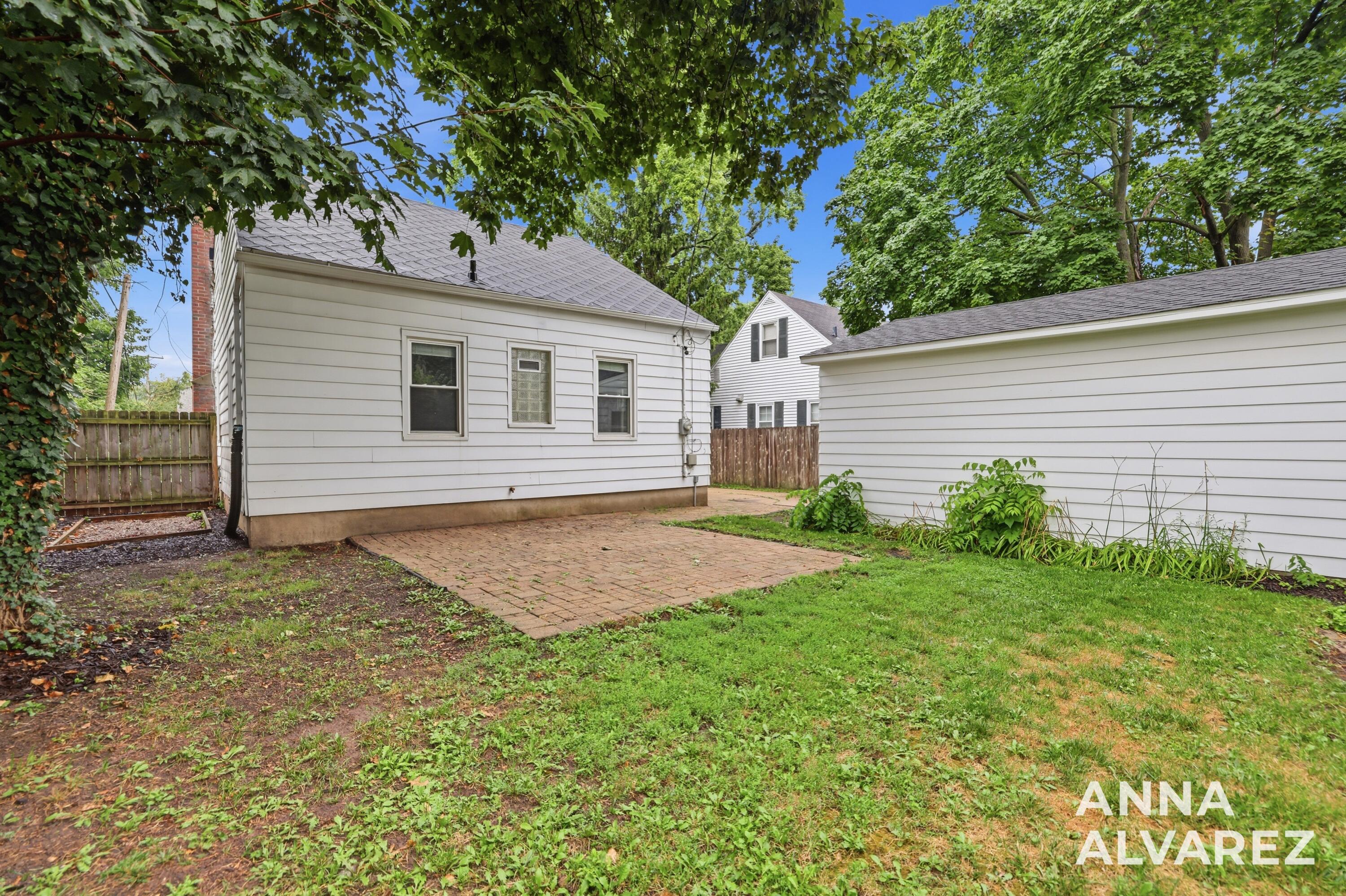 2200 Estelle Drive SE East Grand Rapids MI 49506