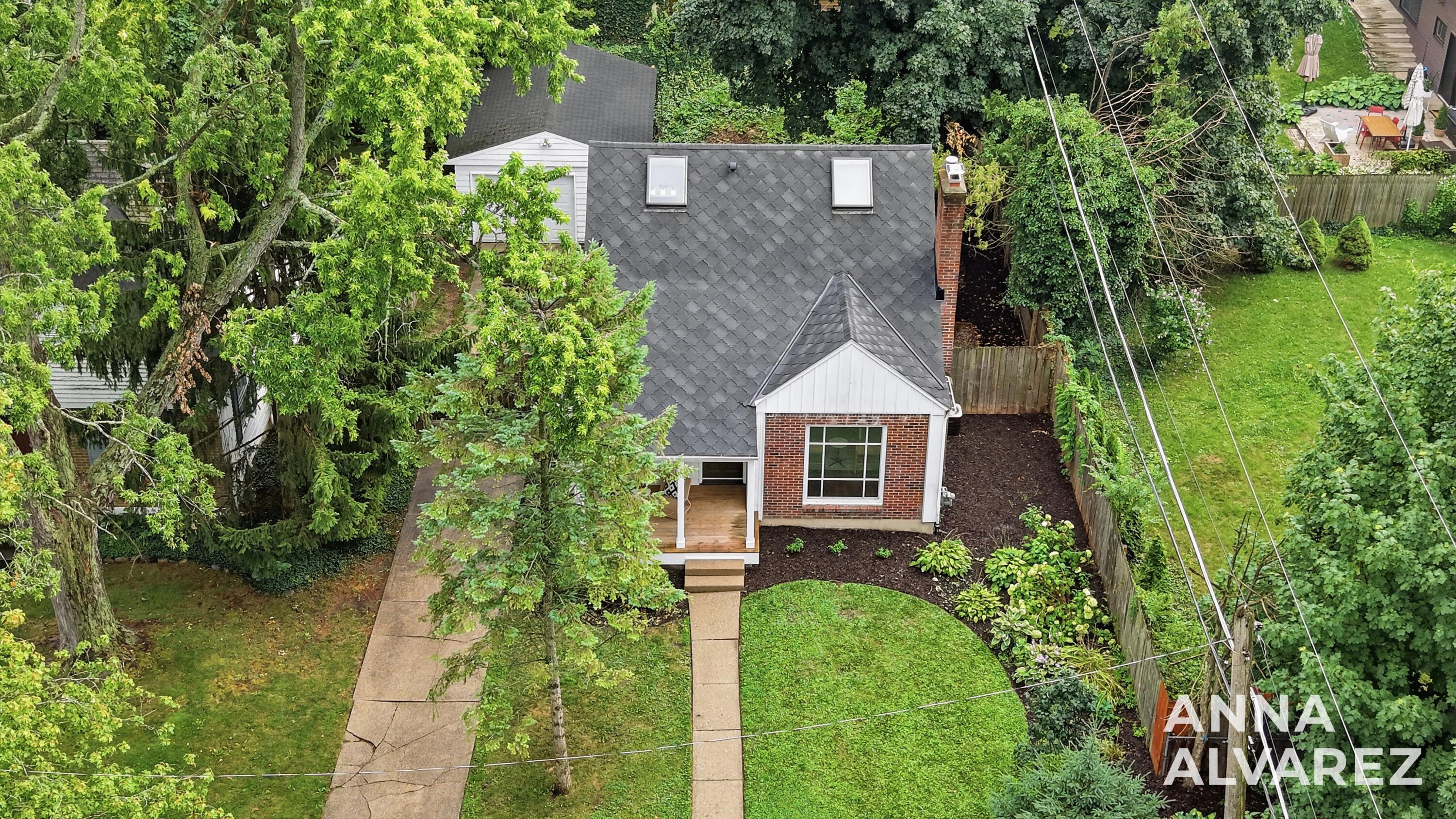 2200 Estelle Drive SE East Grand Rapids MI 49506