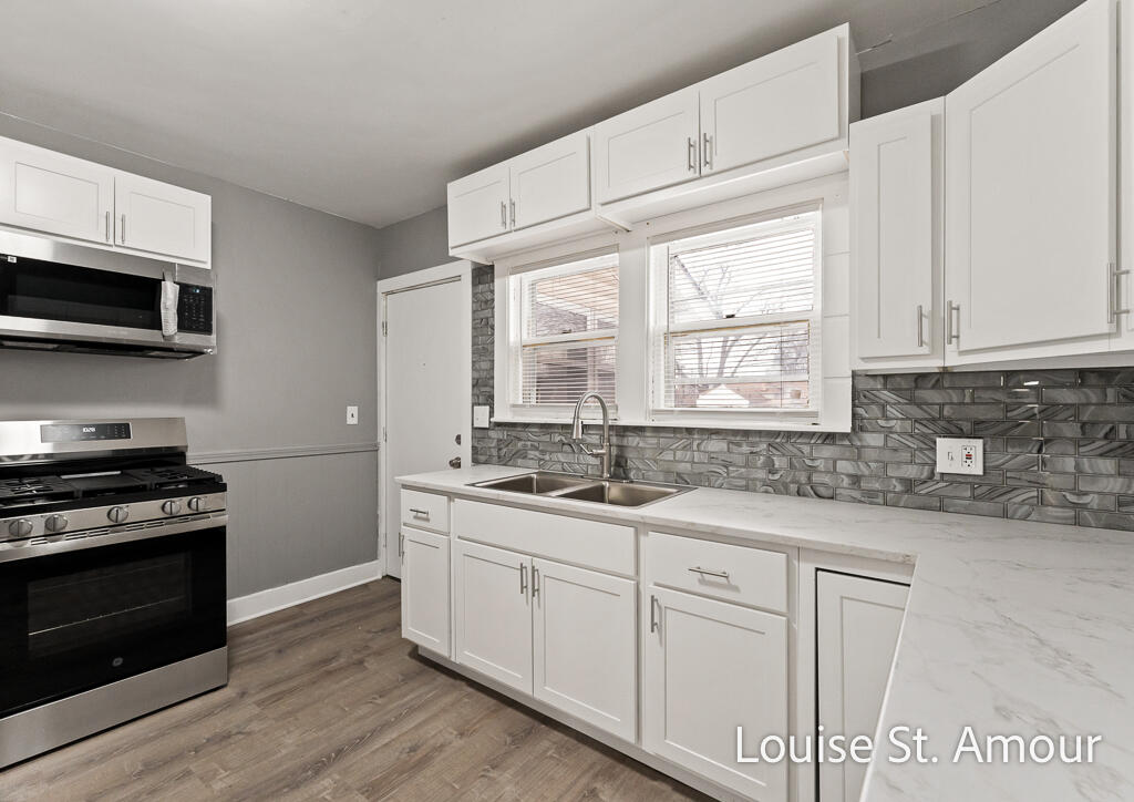 436 Catawba Avenue Muskegon MI 49442