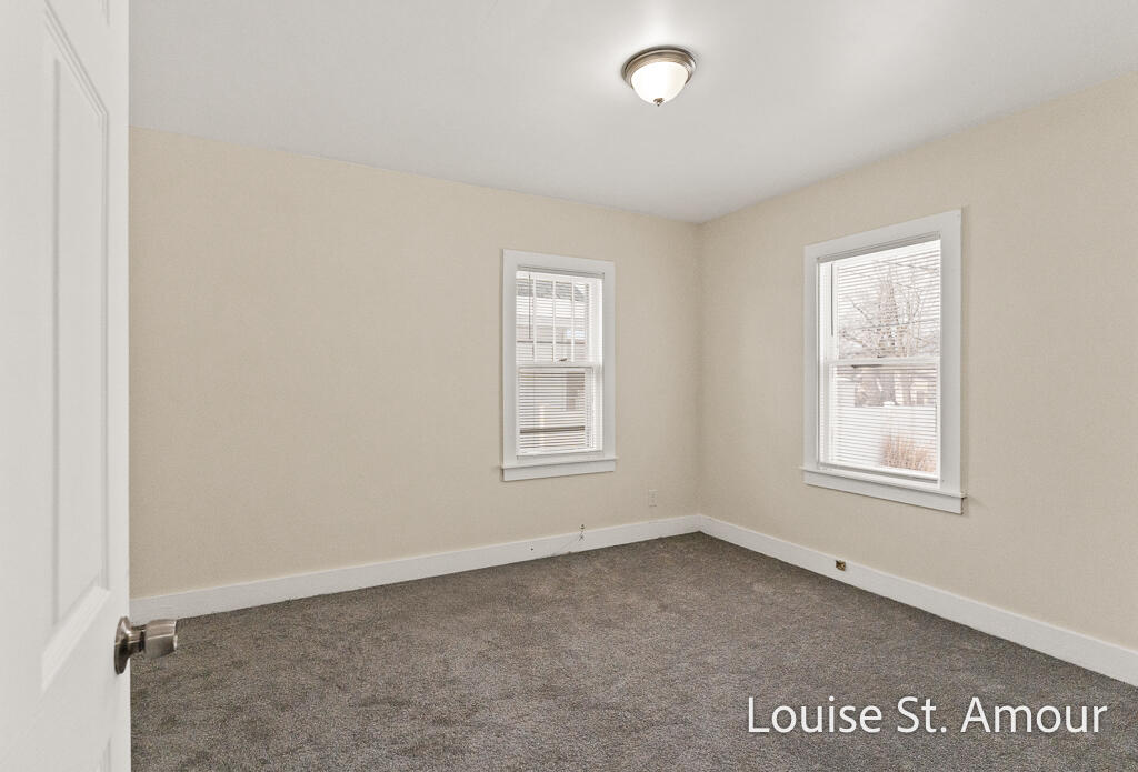 436 Catawba Avenue Muskegon MI 49442