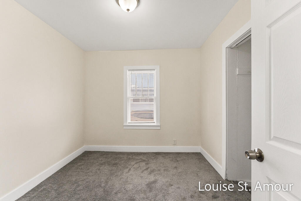 436 Catawba Avenue Muskegon MI 49442