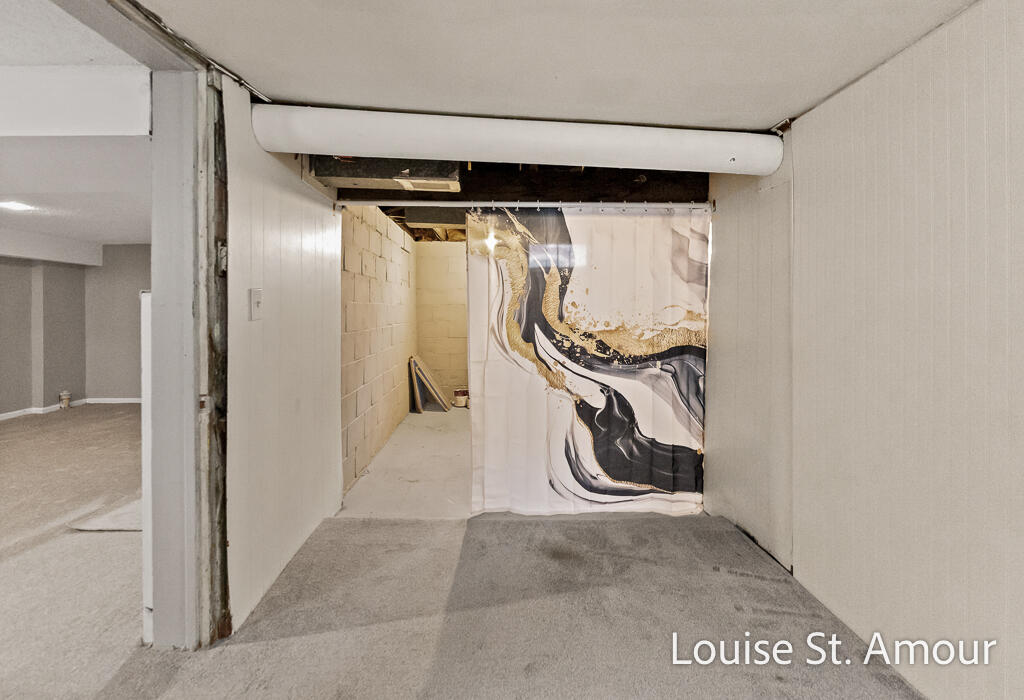 436 Catawba Avenue Muskegon MI 49442