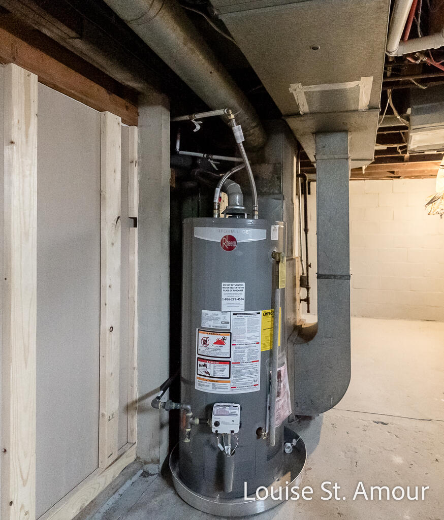 436 Catawba Avenue Muskegon MI 49442