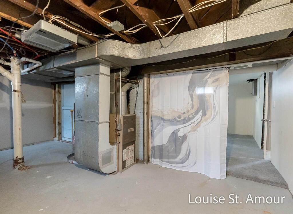 436 Catawba Avenue Muskegon MI 49442