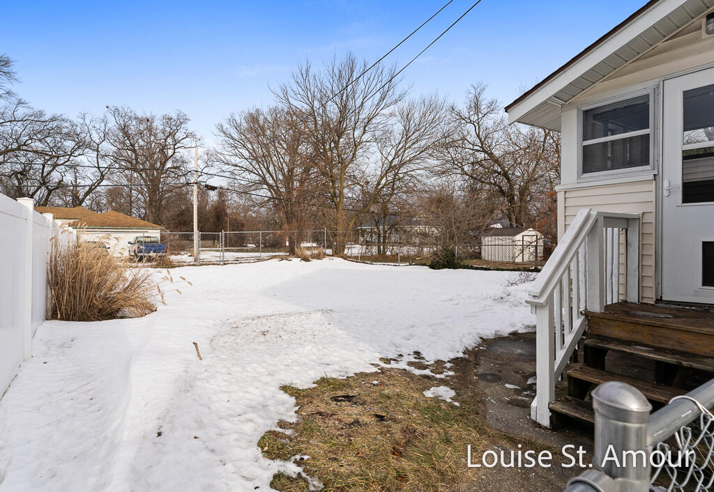 436 Catawba Avenue Muskegon MI 49442