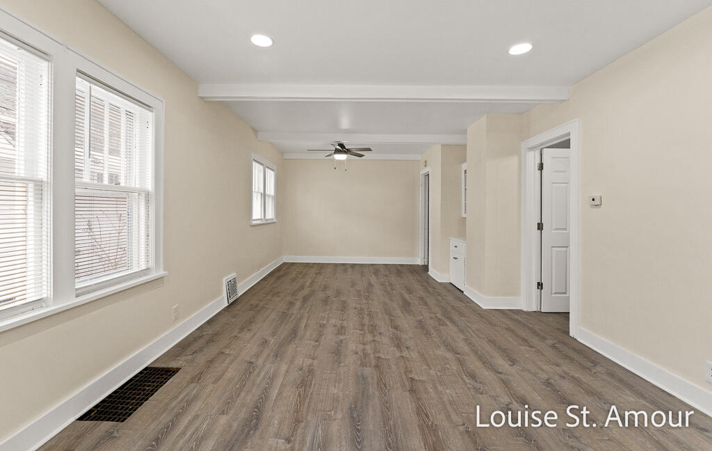 436 Catawba Avenue Muskegon MI 49442