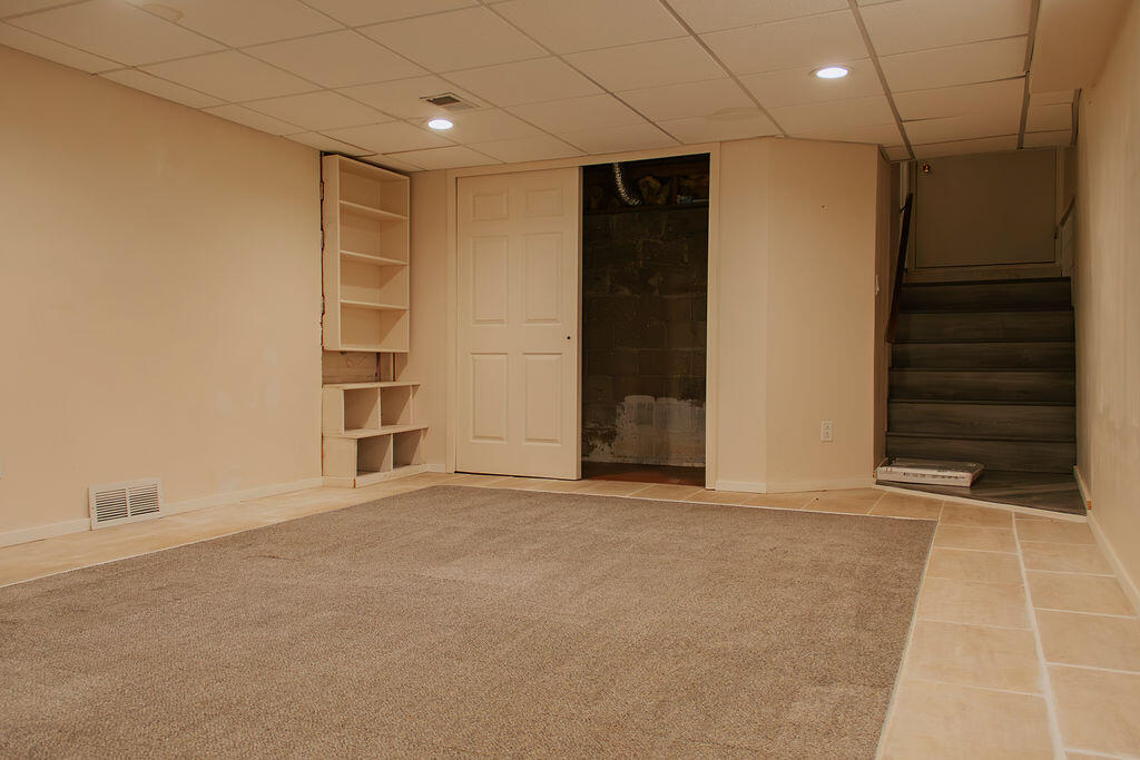 408 W 20th Street Holland MI 49423