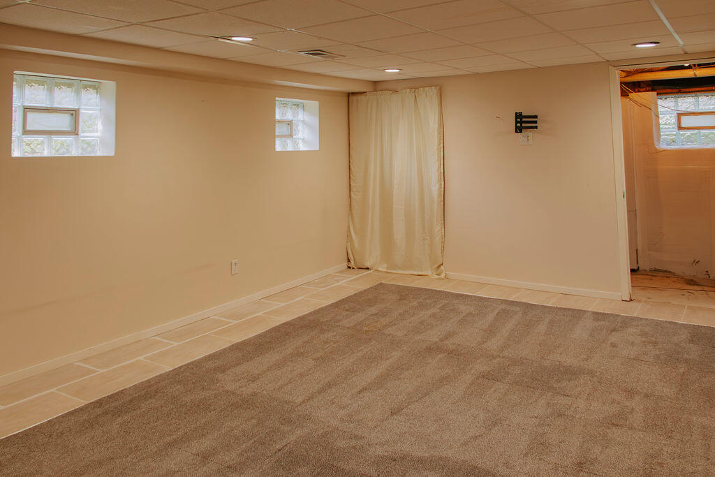 408 W 20th Street Holland MI 49423
