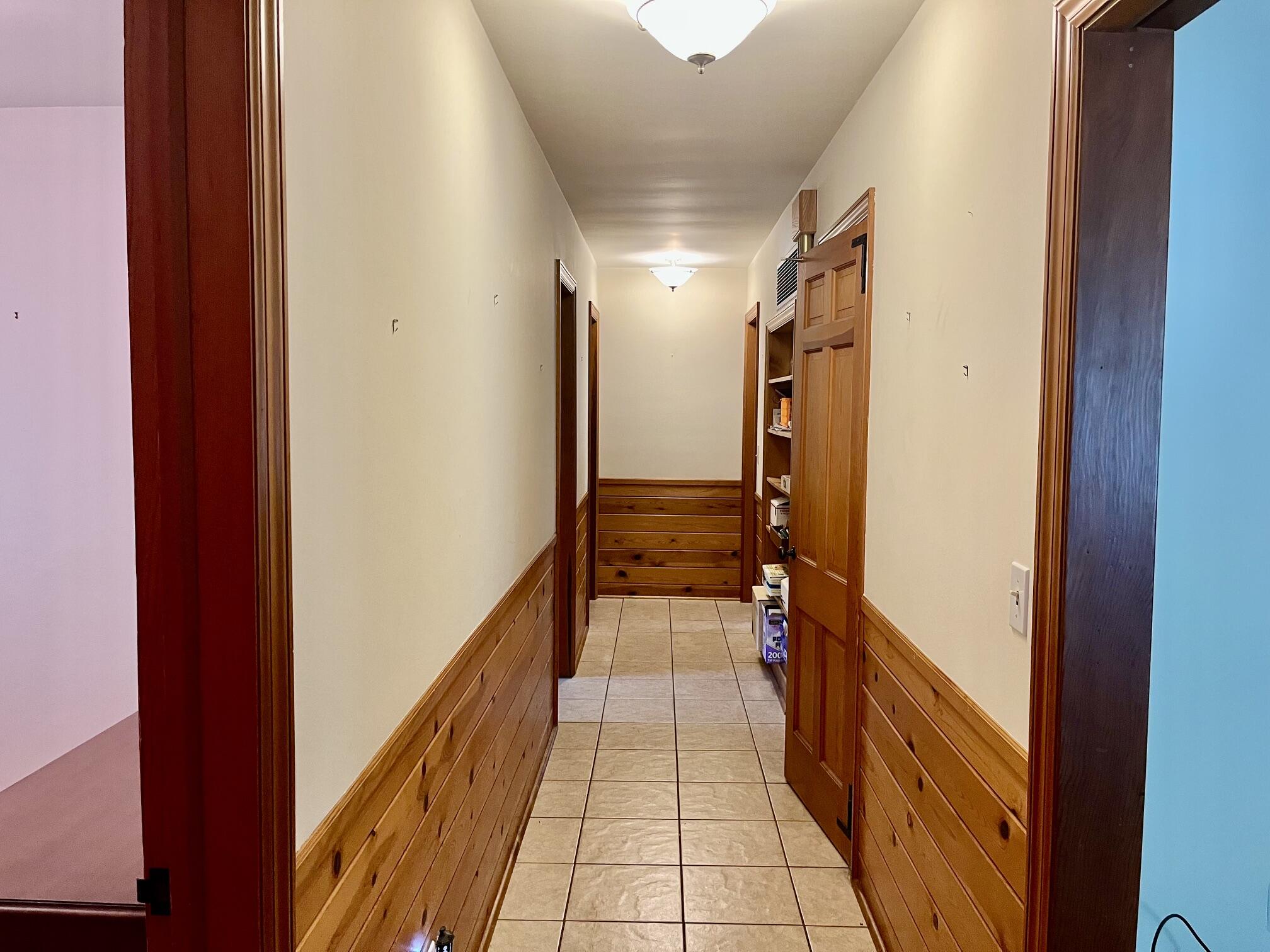 1892 Crestwood Lane Muskegon MI 49441