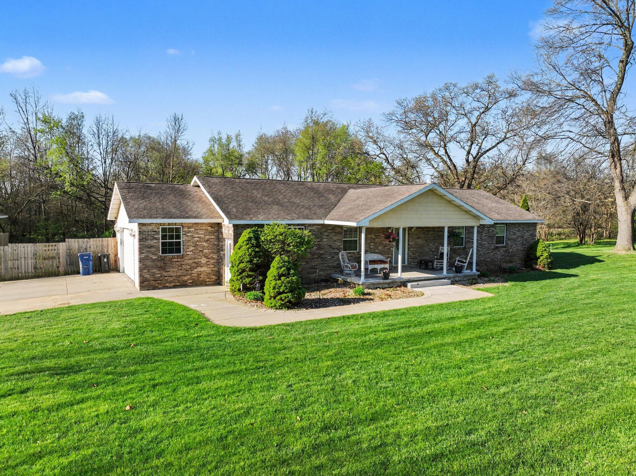 23803 Evan Street Cassopolis MI 49031