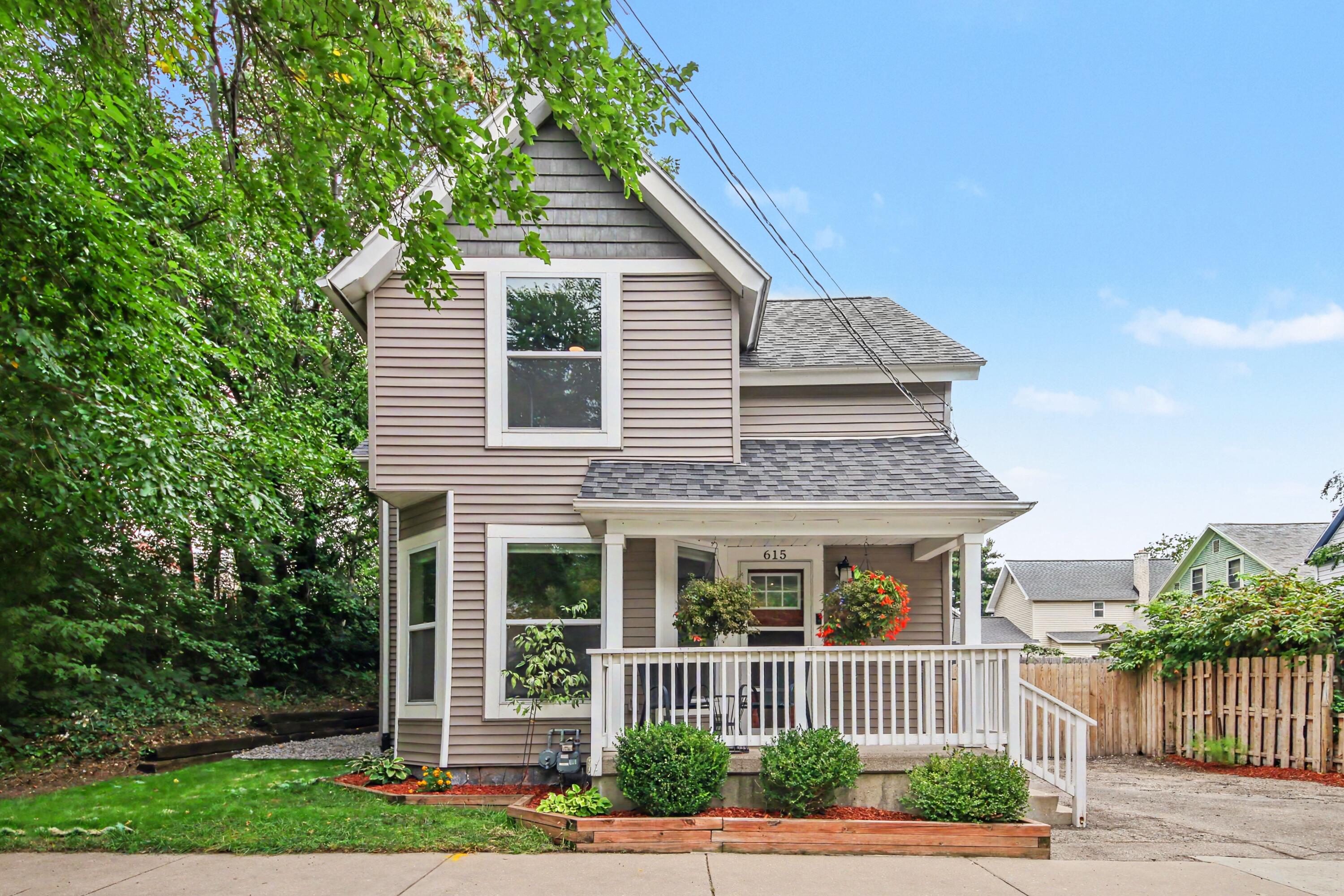 615 Sherman Street SE Grand Rapids MI 49503
