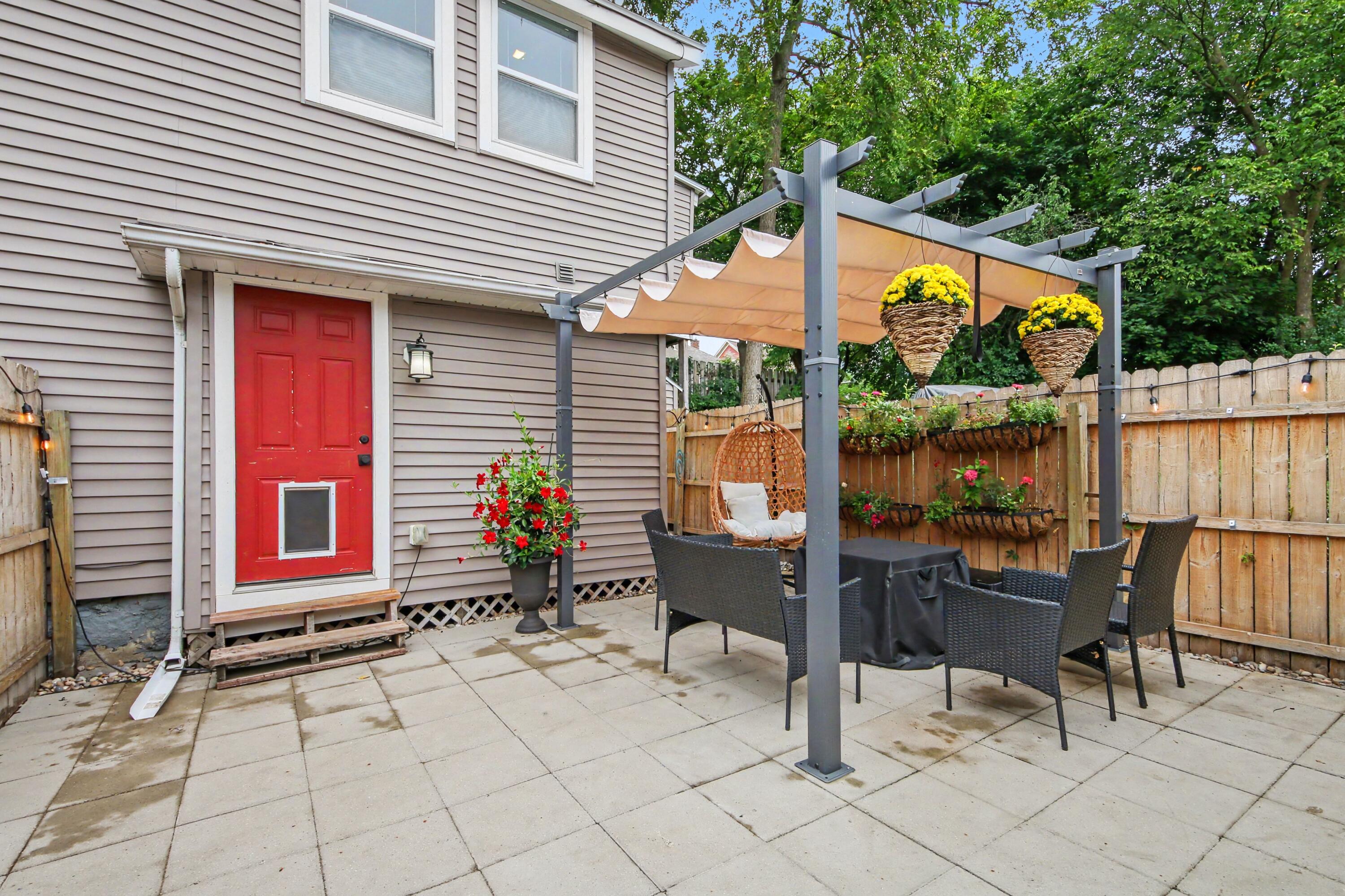 615 Sherman Street SE Grand Rapids MI 49503