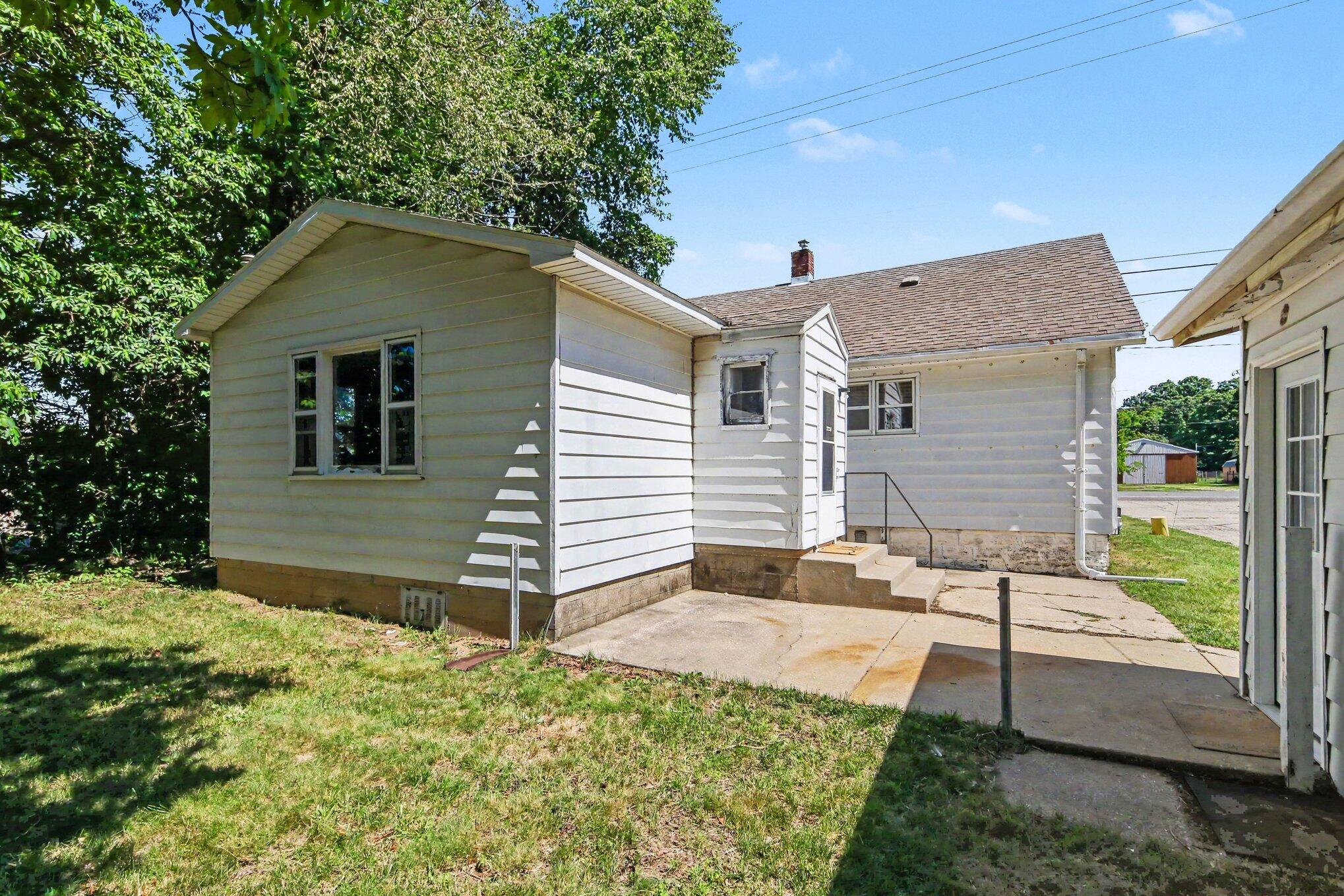 1248 Lincoln Road Allegan MI 49010