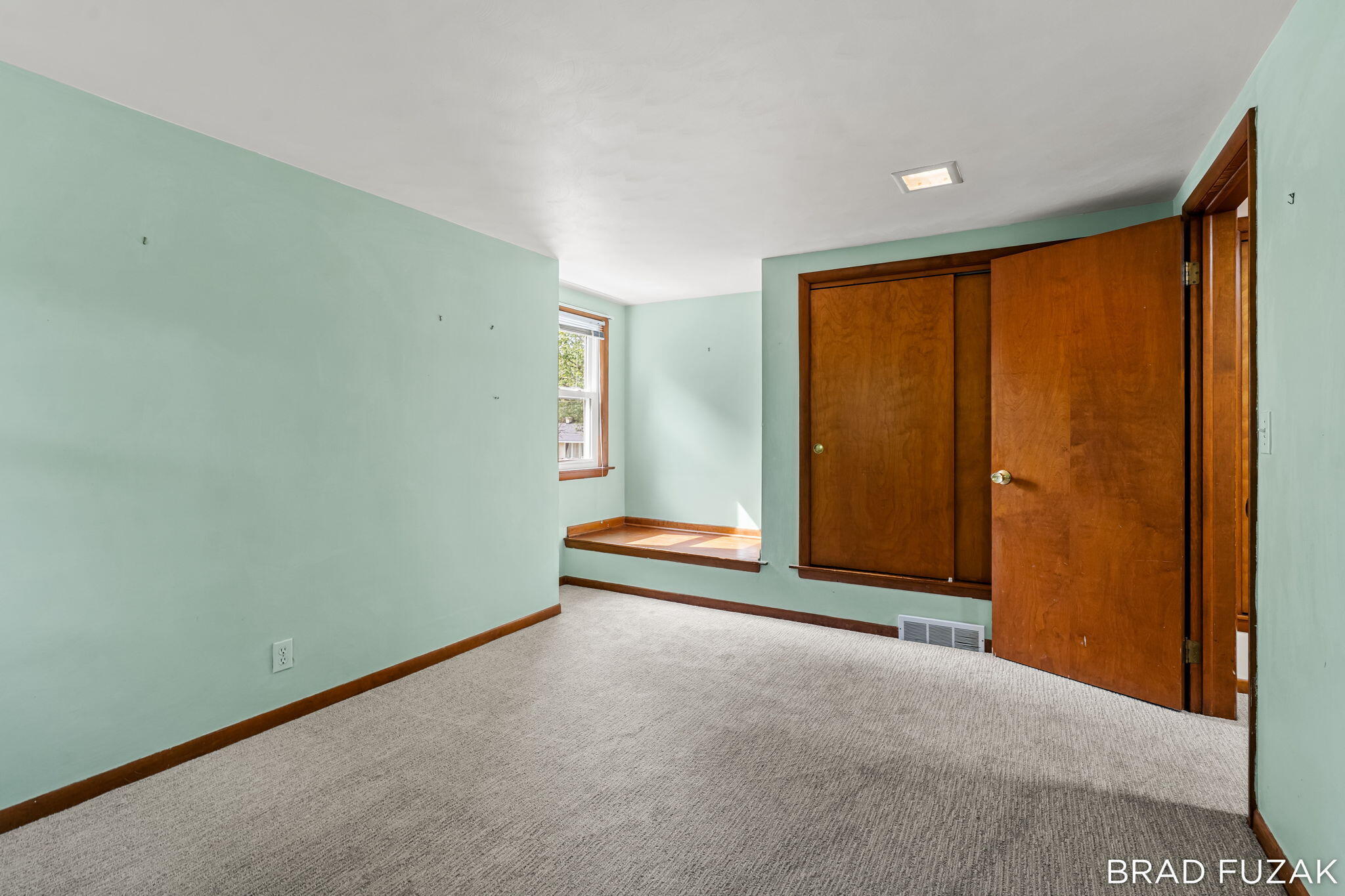 103 Birchwood Avenue Holland MI 49423