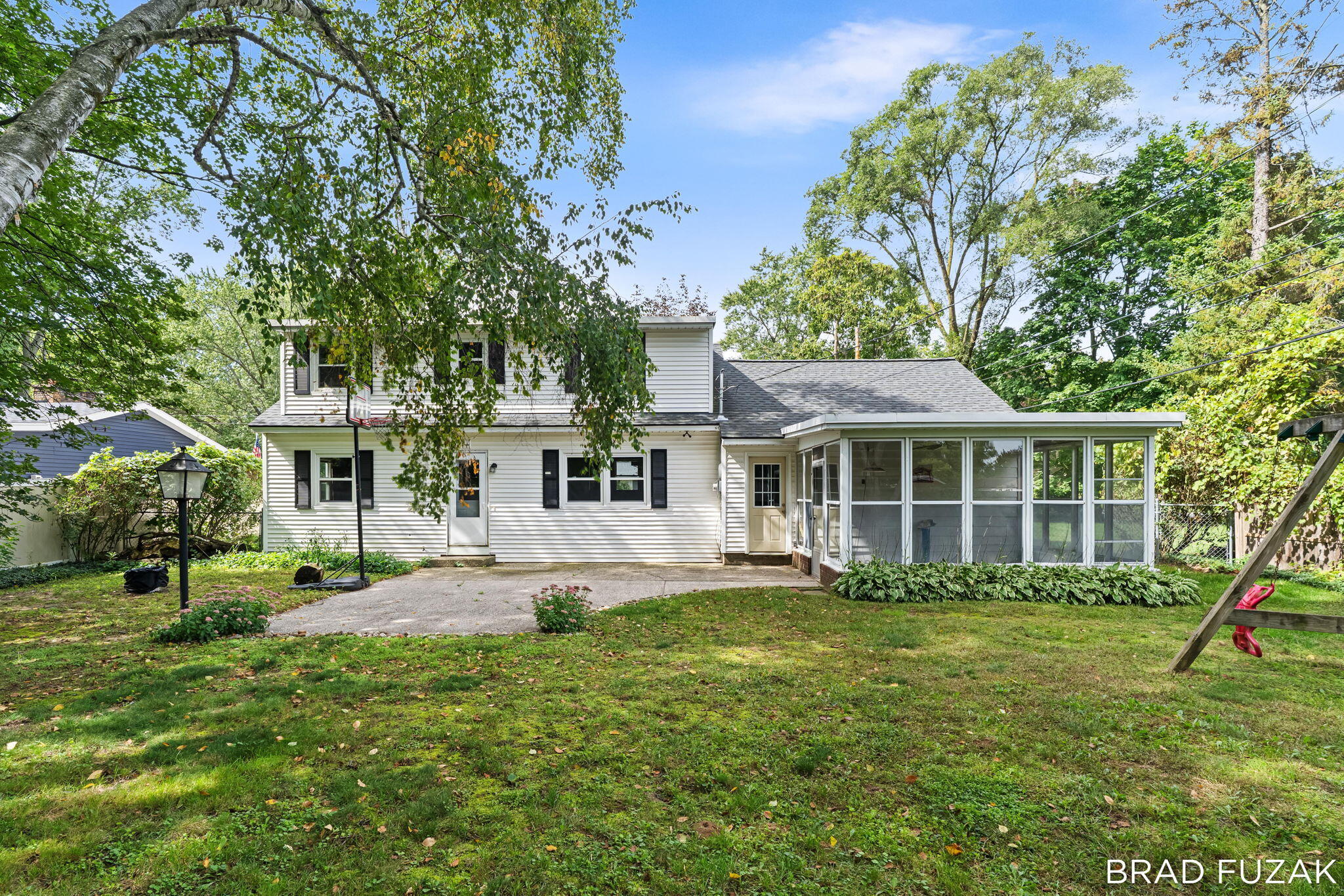 103 Birchwood Avenue Holland MI 49423