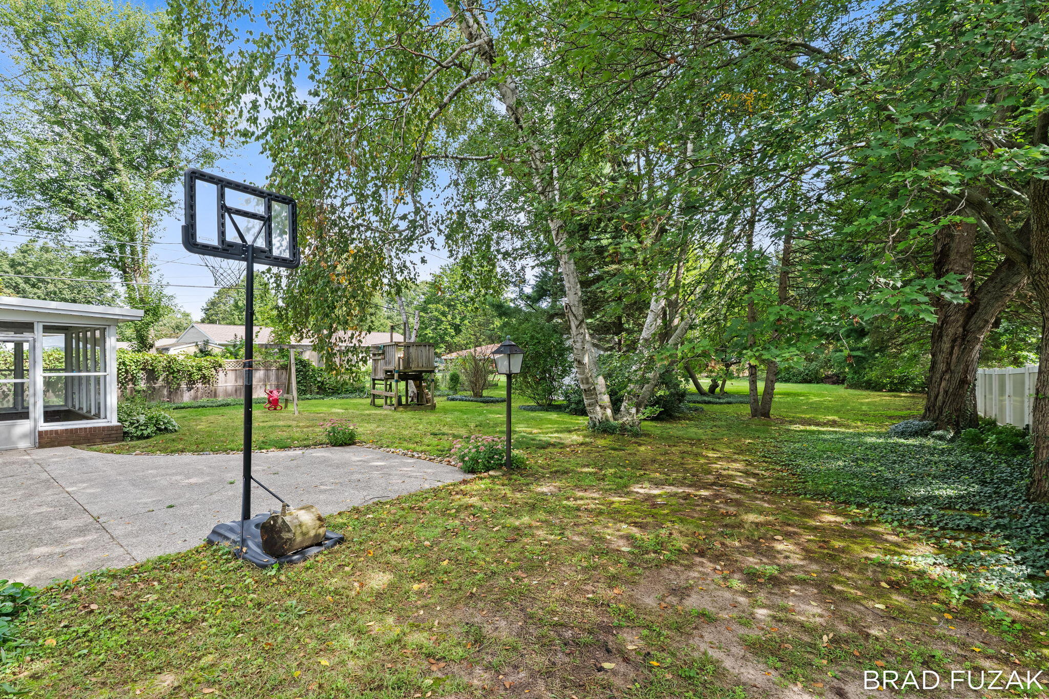 103 Birchwood Avenue Holland MI 49423