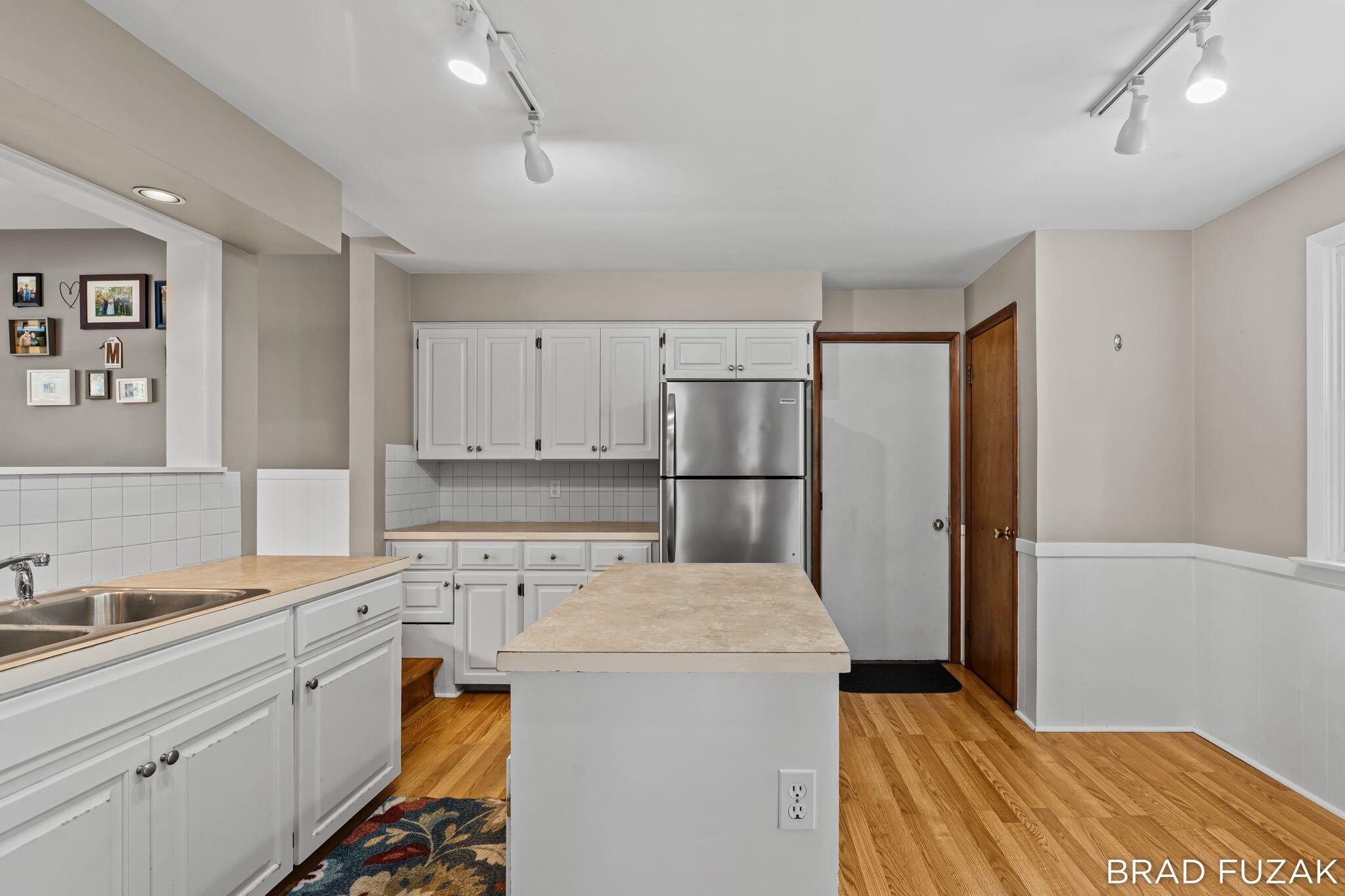 103 Birchwood Avenue Holland MI 49423