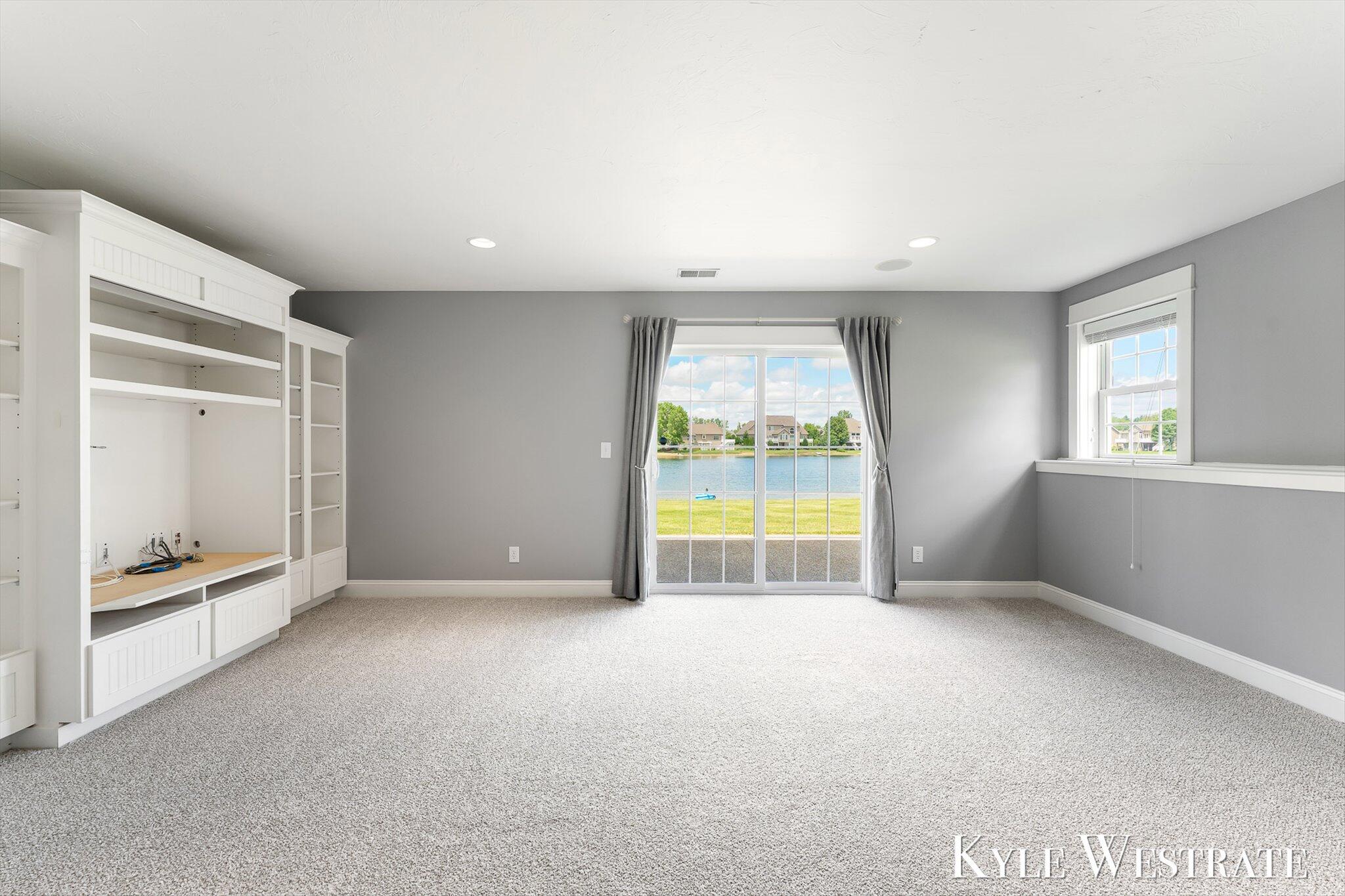 8907 Mica Drive Zeeland MI 49464