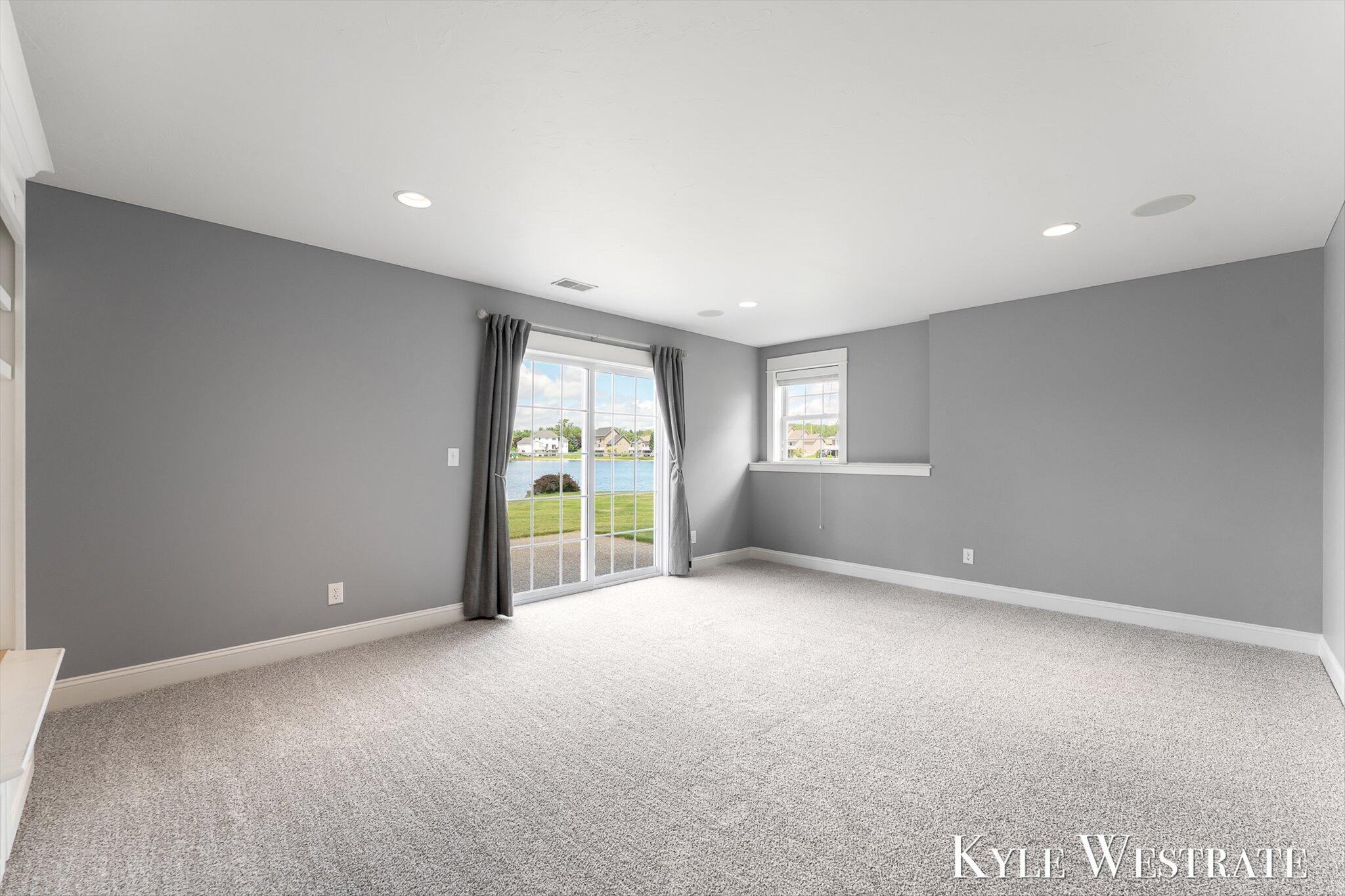 8907 Mica Drive Zeeland MI 49464