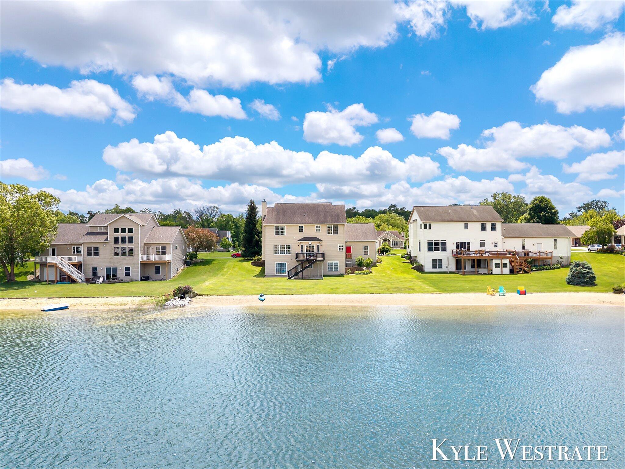 8907 Mica Drive Zeeland MI 49464