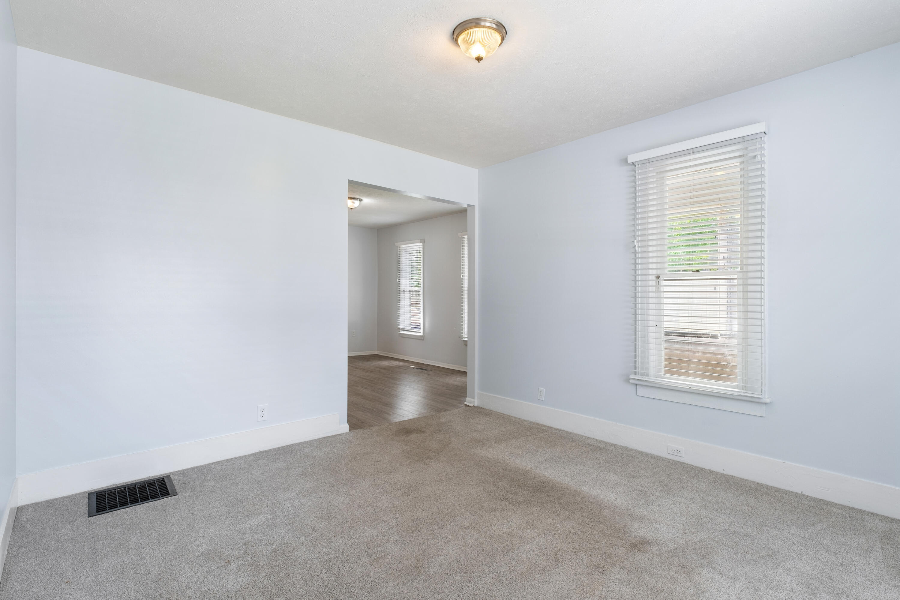 26 Dennis Avenue SE Grand Rapids MI 49506