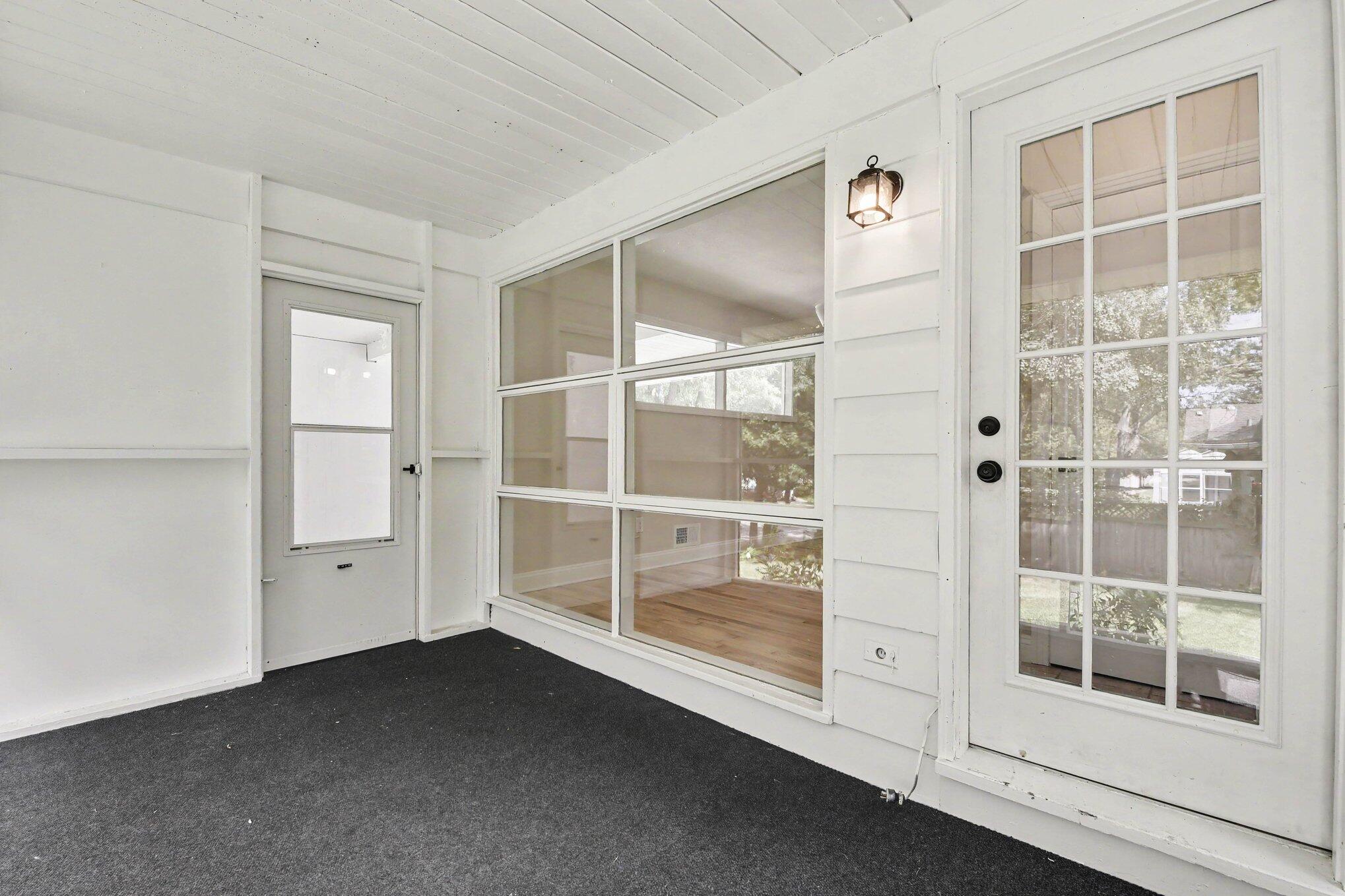 1521 Lake Grove Avenue SE East Grand Rapids MI 49506