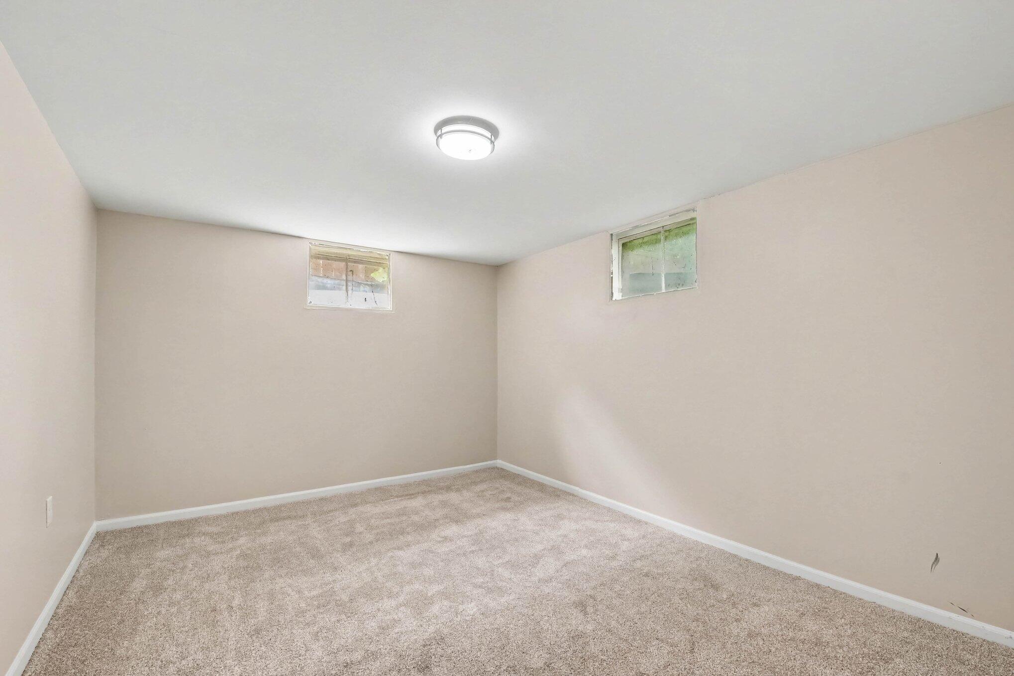 1521 Lake Grove Avenue SE East Grand Rapids MI 49506