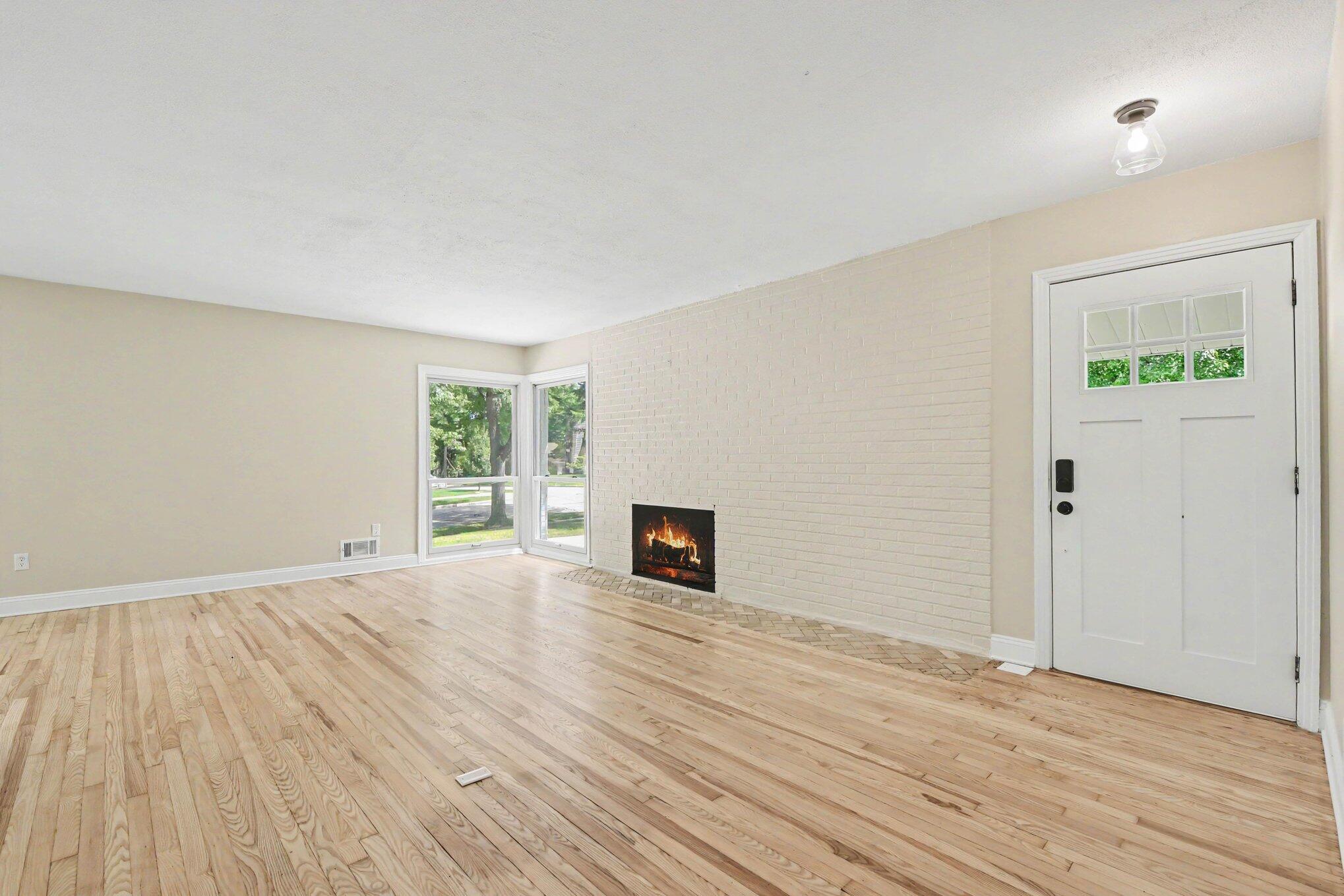 1521 Lake Grove Avenue SE East Grand Rapids MI 49506