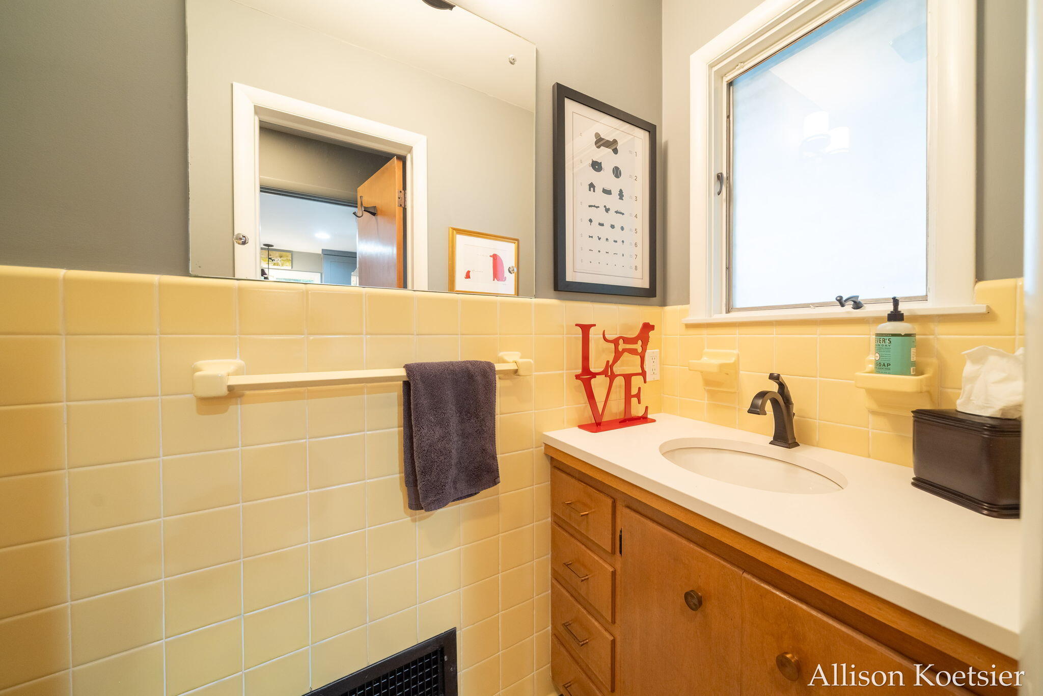 340 Worcester Drive NE Grand Rapids MI 49503