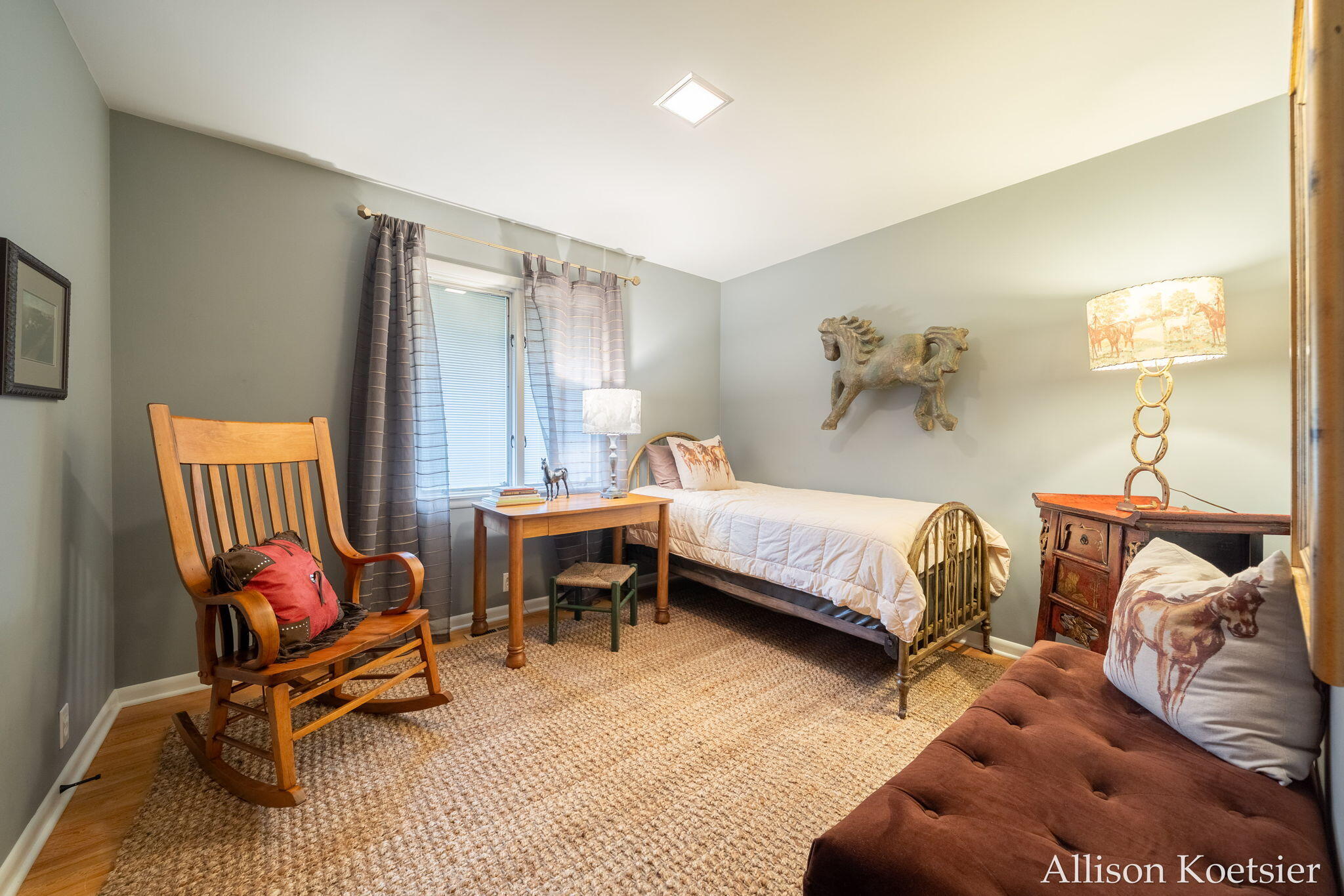 340 Worcester Drive NE Grand Rapids MI 49503