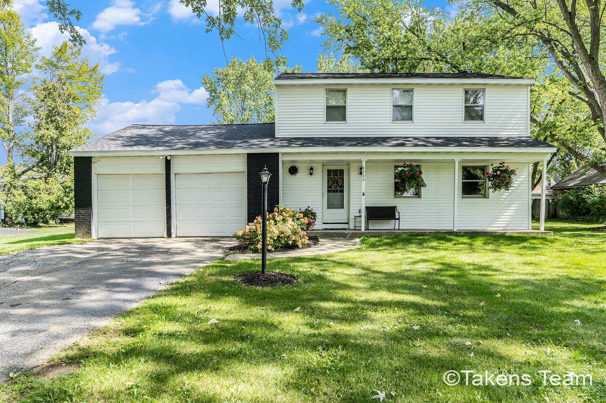4223 Burton Street SE Grand Rapids MI 49546