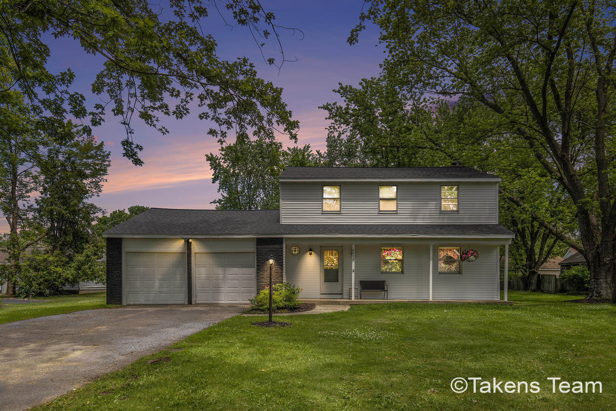 4223 Burton Street SE Grand Rapids MI 49546
