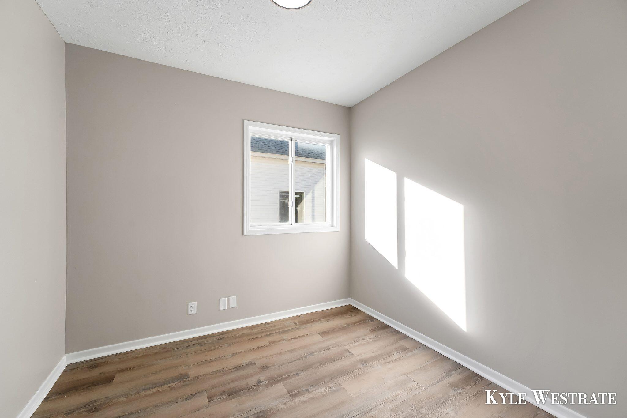 438 W 20th Street Holland MI 49423